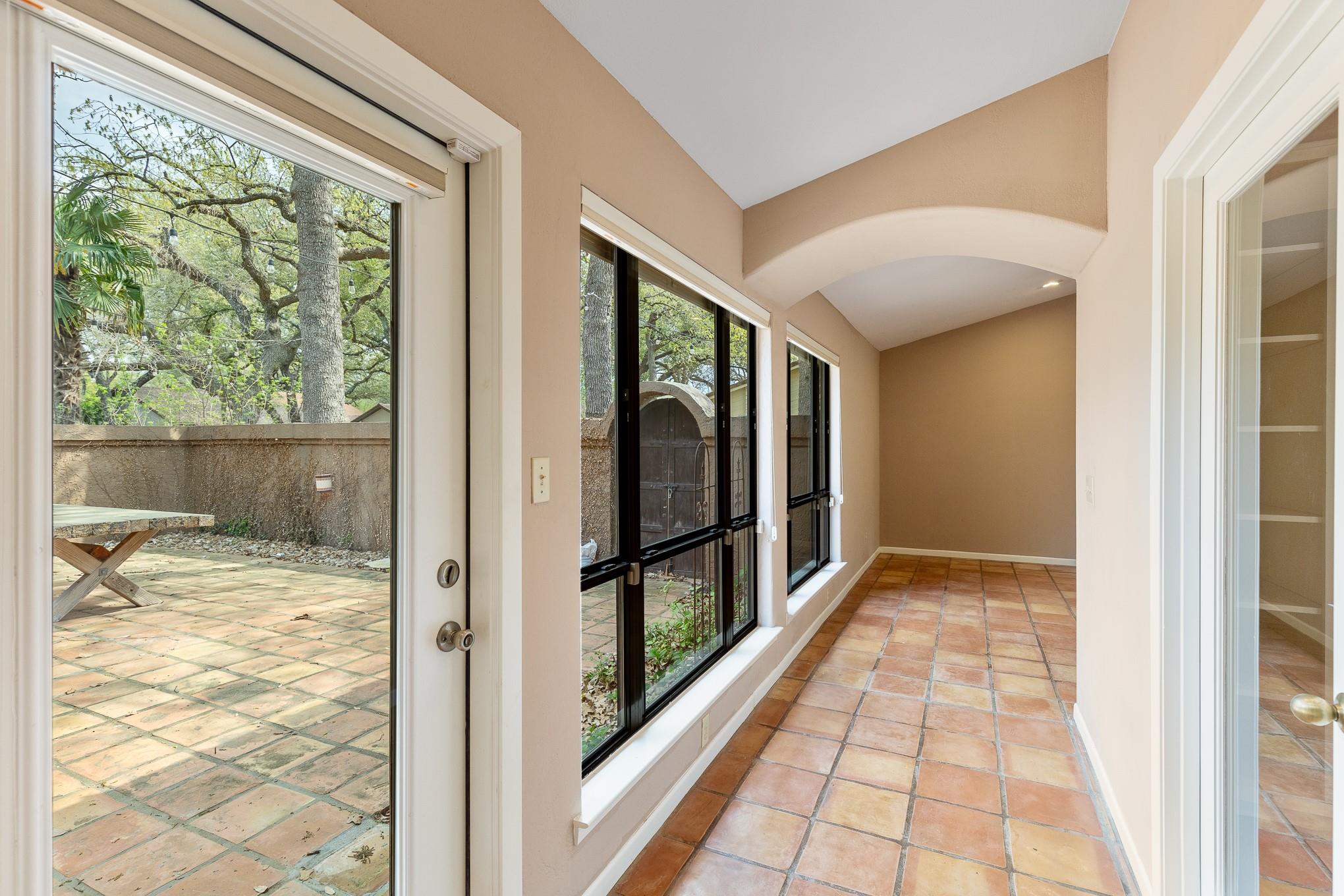 206 Blue Ground, Horseshoe Bay, TX 78657