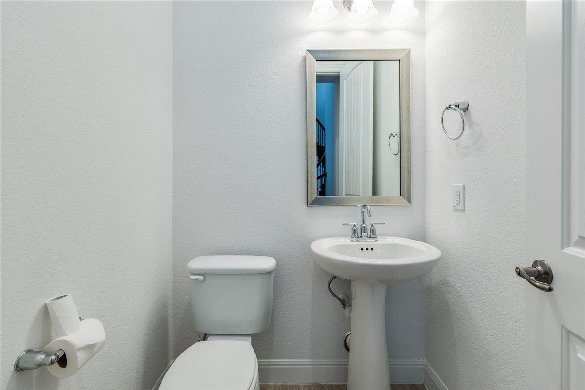 144 Rocky River Rd, Georgetown, TX 78628