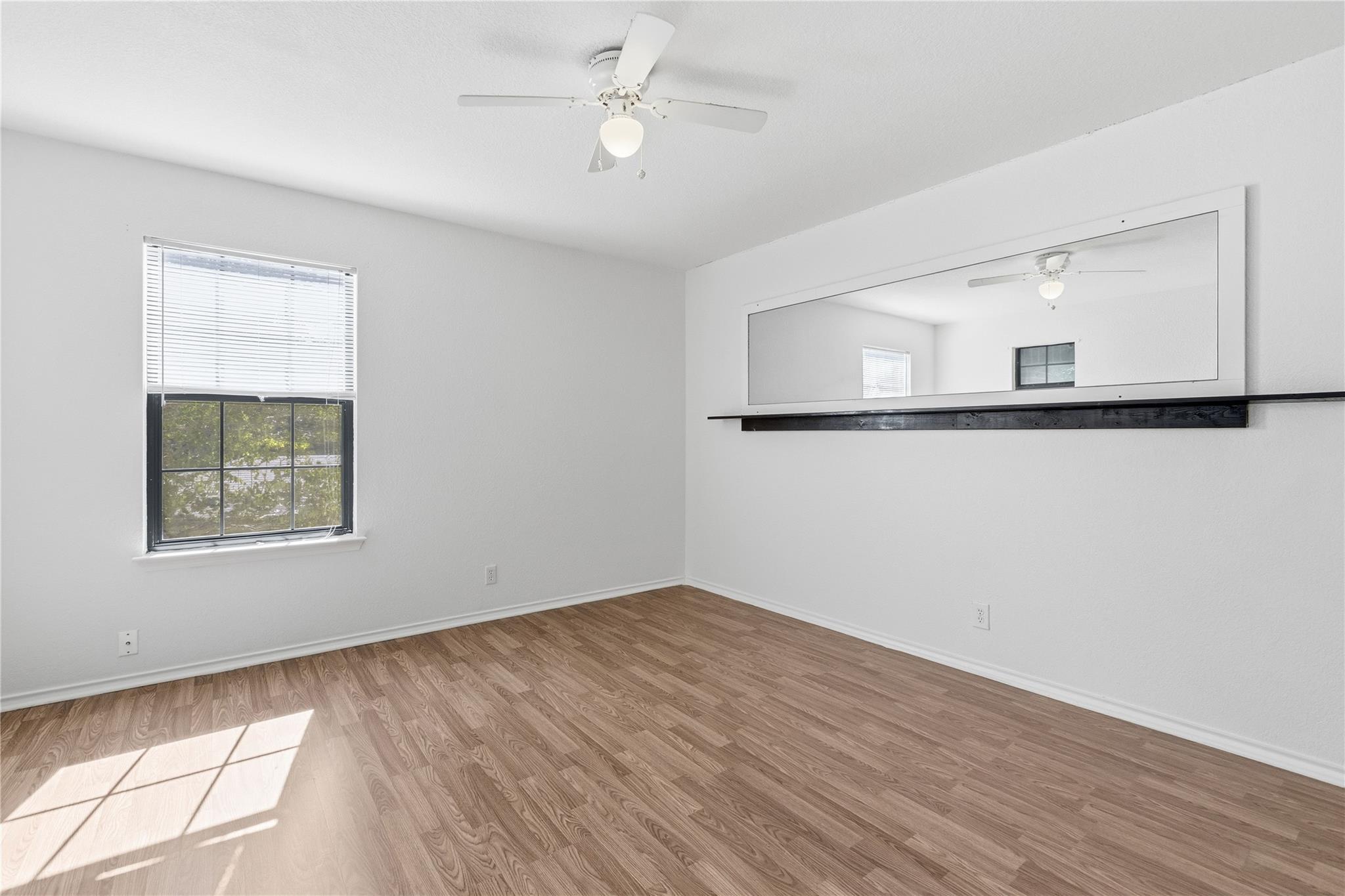 216 Capistrano Dr, San Marcos, TX 78666