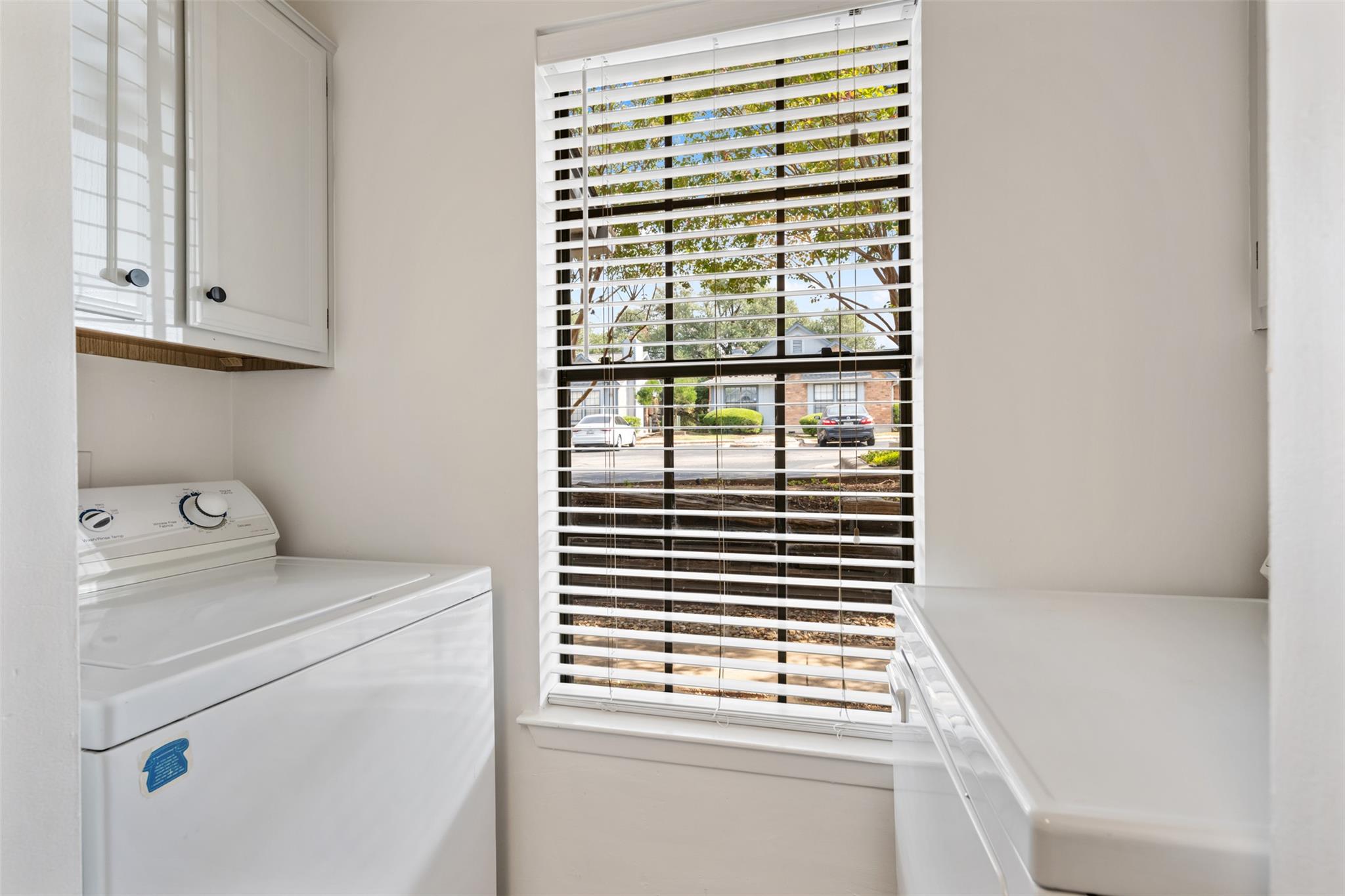 1411 N Gracy Farms Ln N # 100, Austin, TX 78758