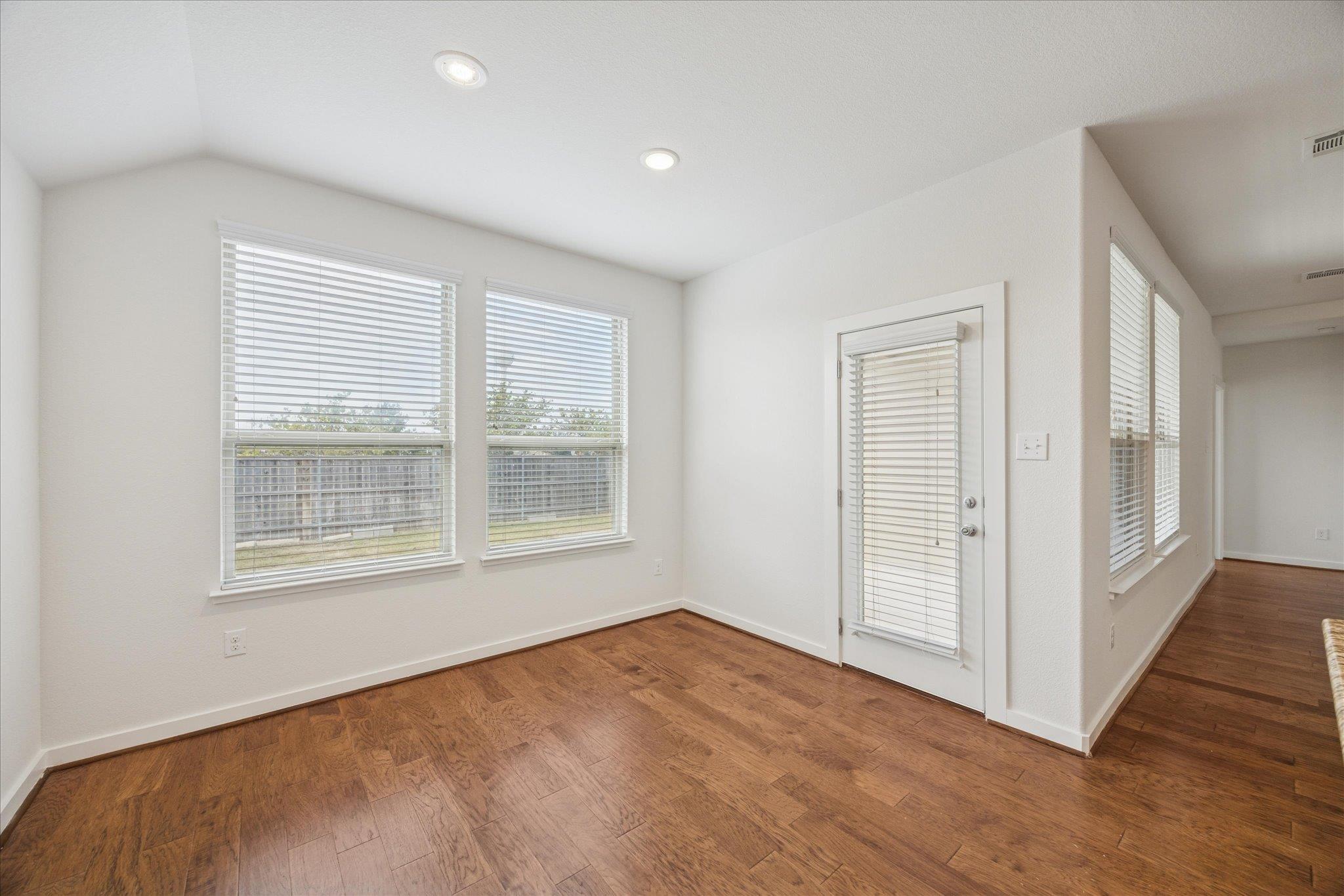 155 Tailwind Dr, Kyle, TX 78640