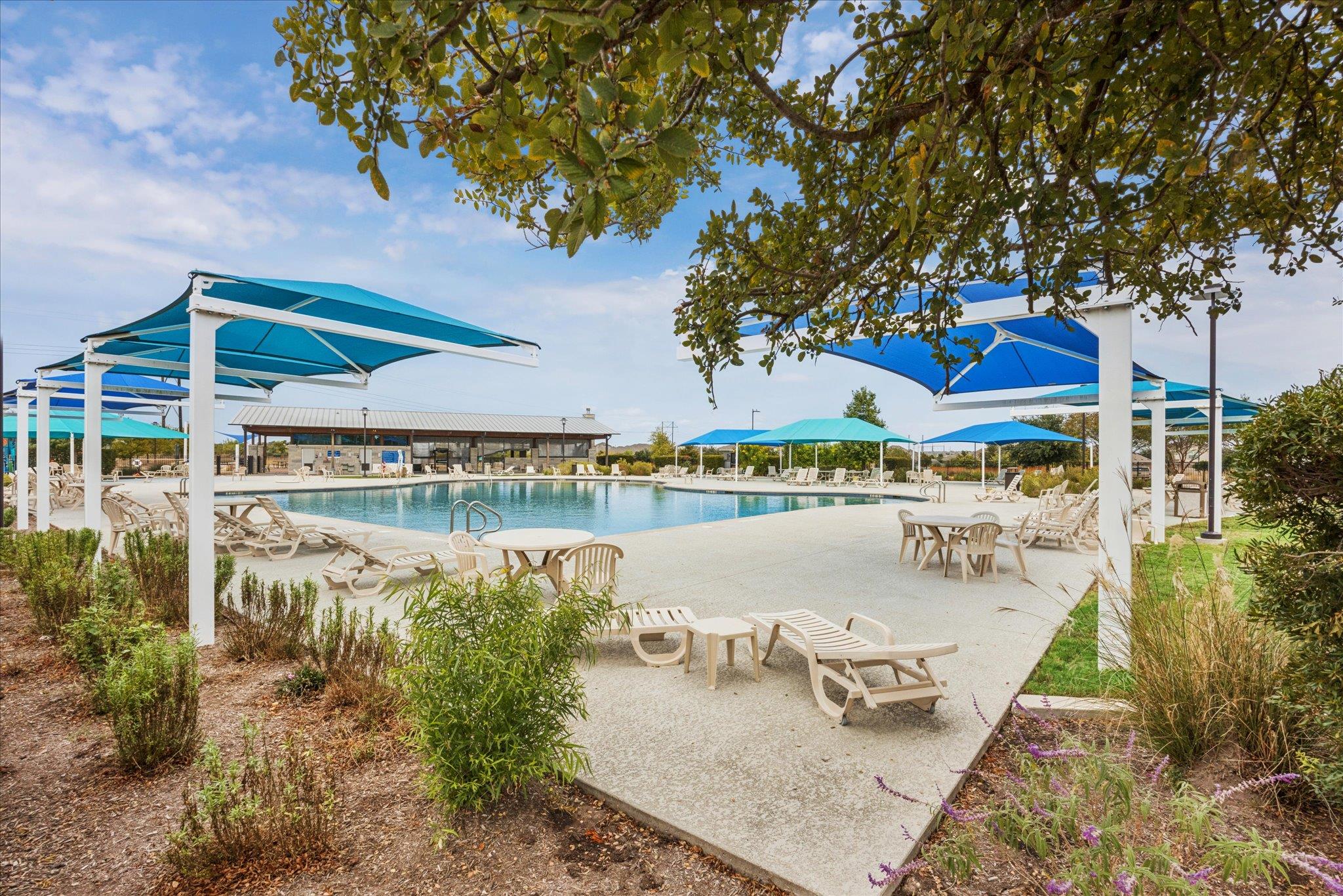 155 Tailwind Dr, Kyle, TX 78640