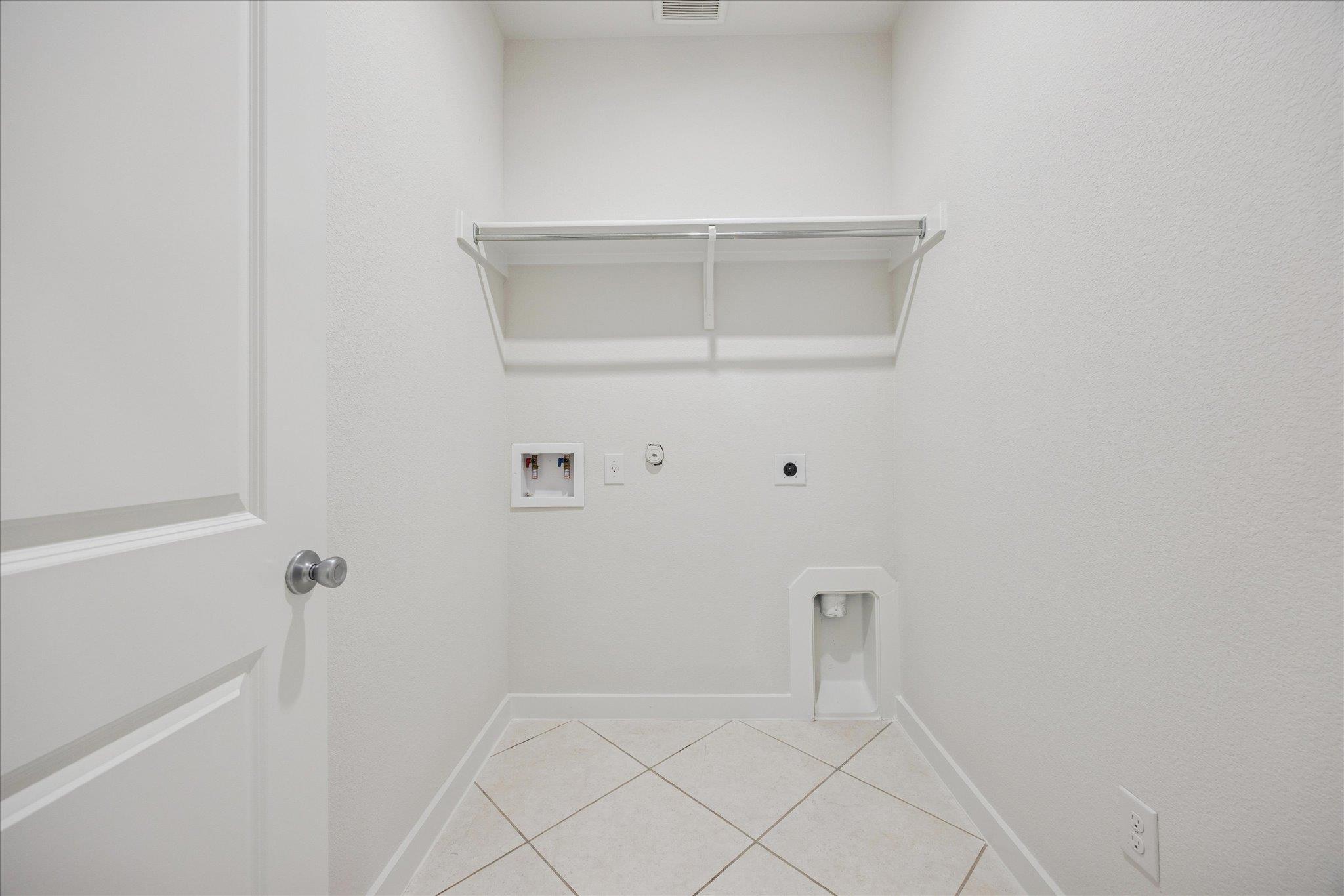 155 Tailwind Dr, Kyle, TX 78640