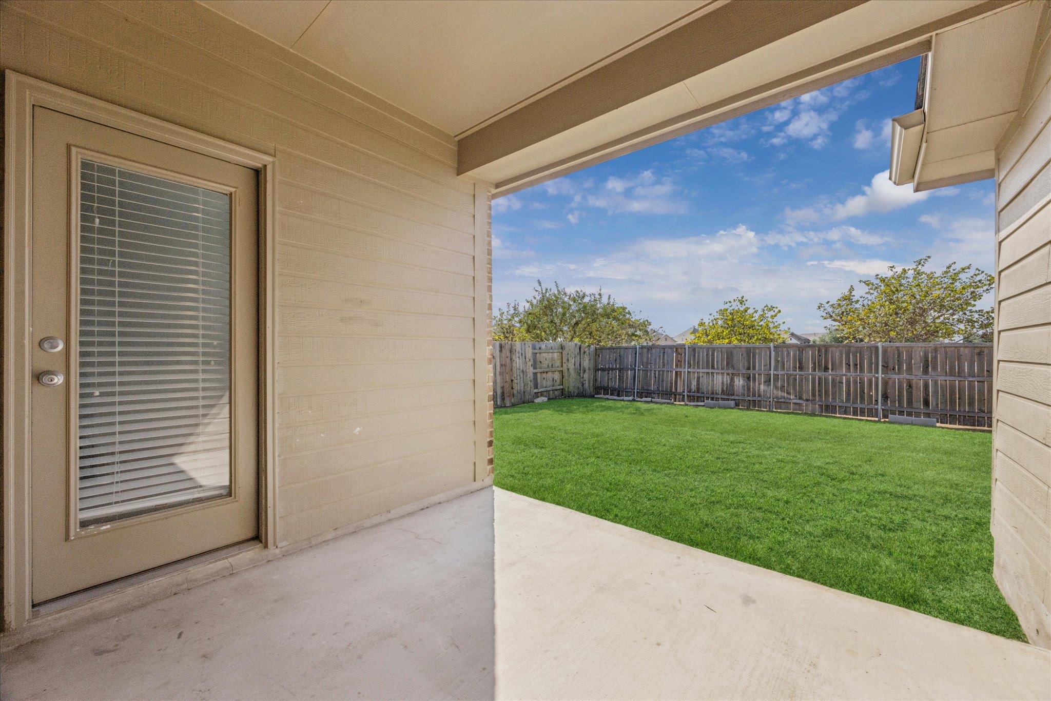 155 Tailwind Dr, Kyle, TX 78640