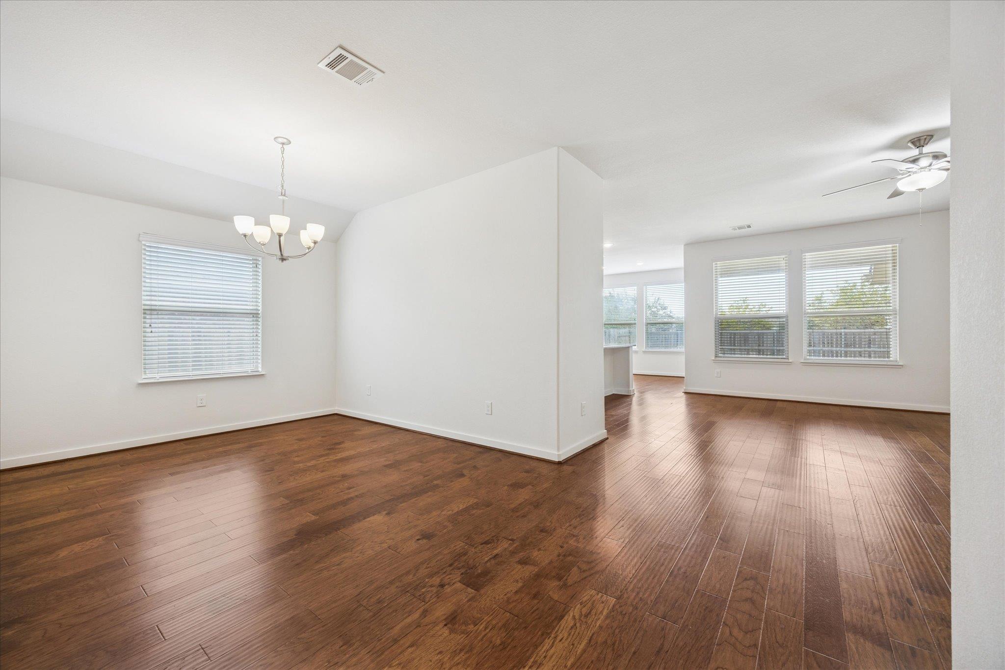 155 Tailwind Dr, Kyle, TX 78640