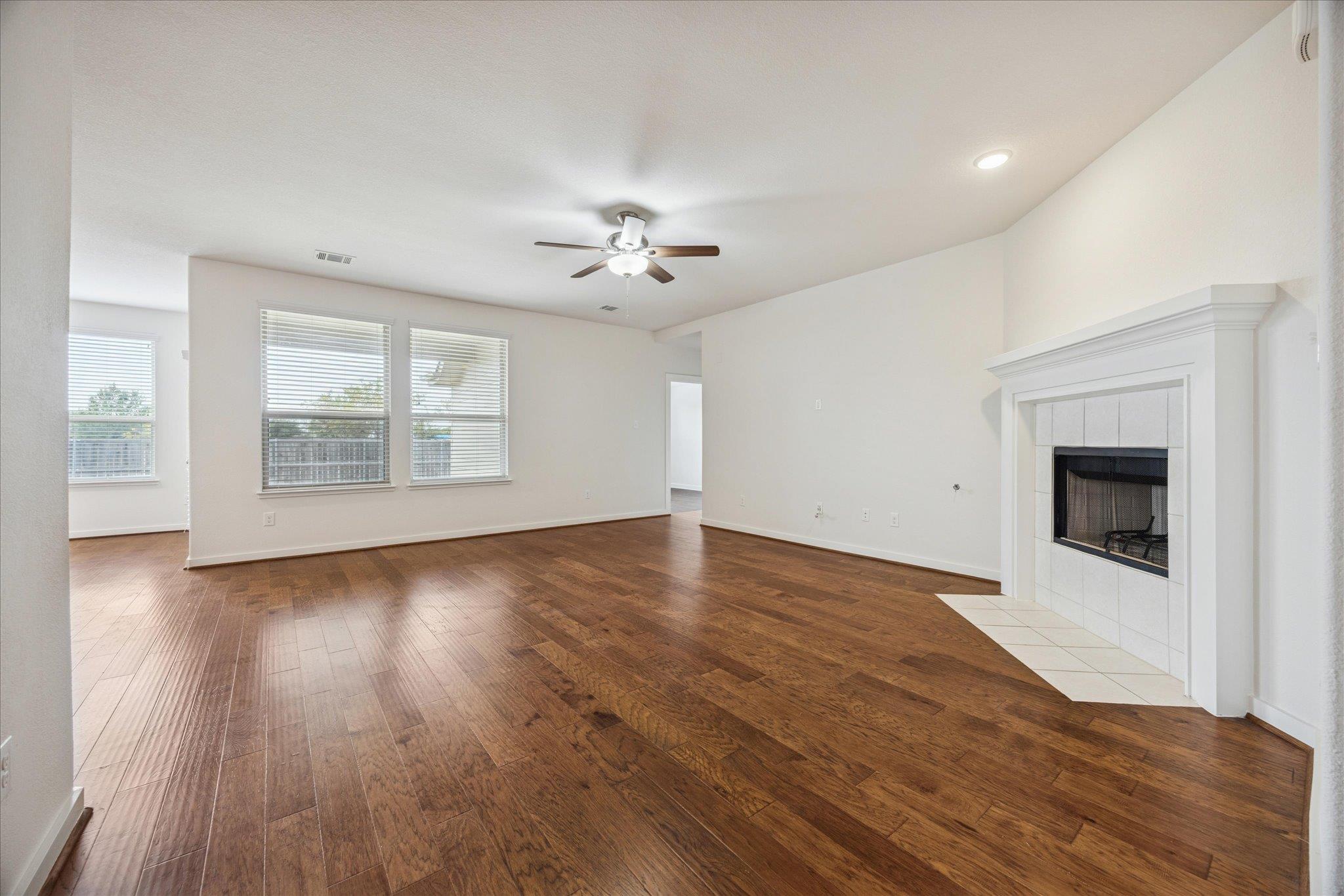 155 Tailwind Dr, Kyle, TX 78640