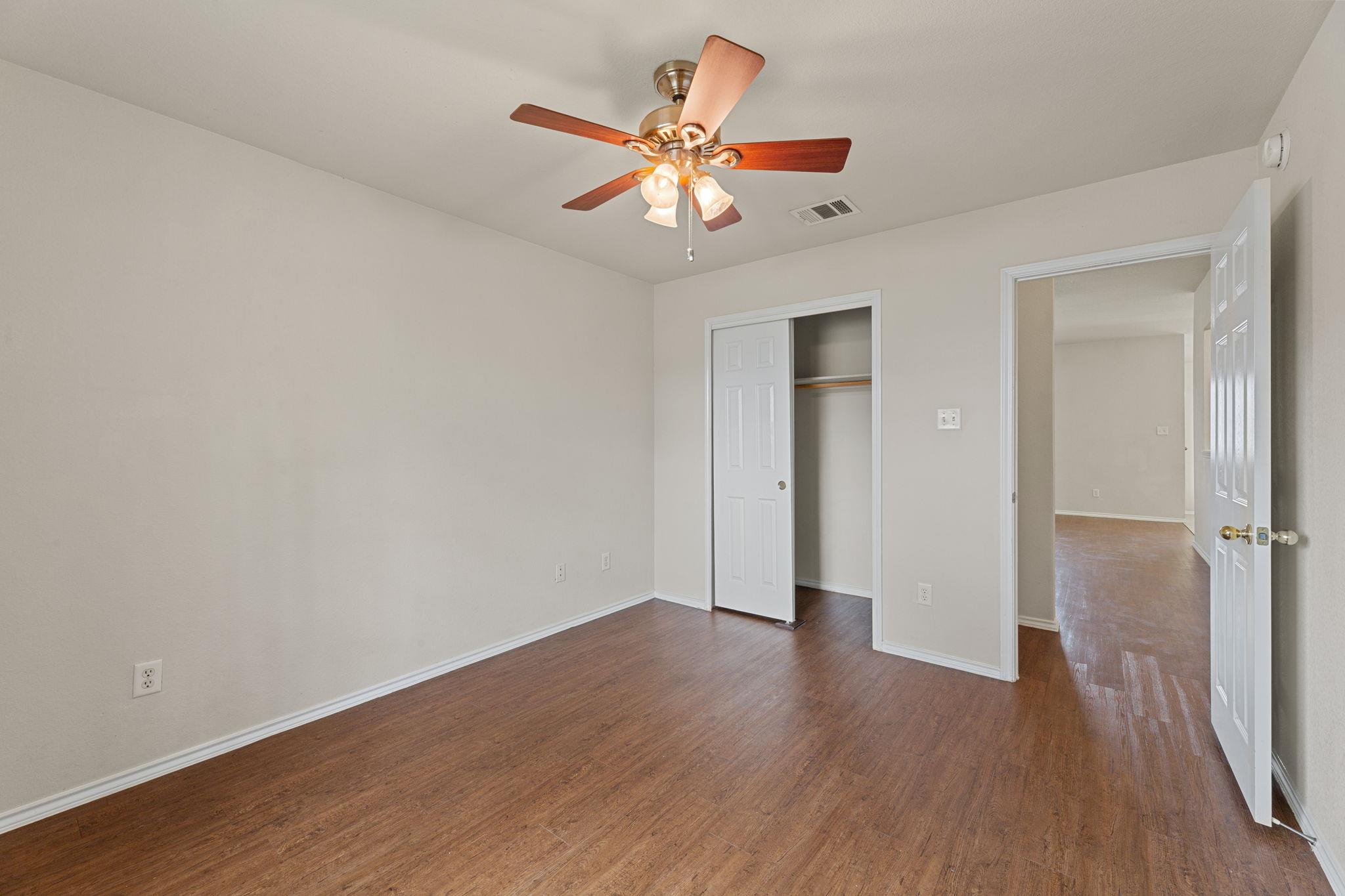 4807 Golden Gate Dr, Killeen, TX 76549