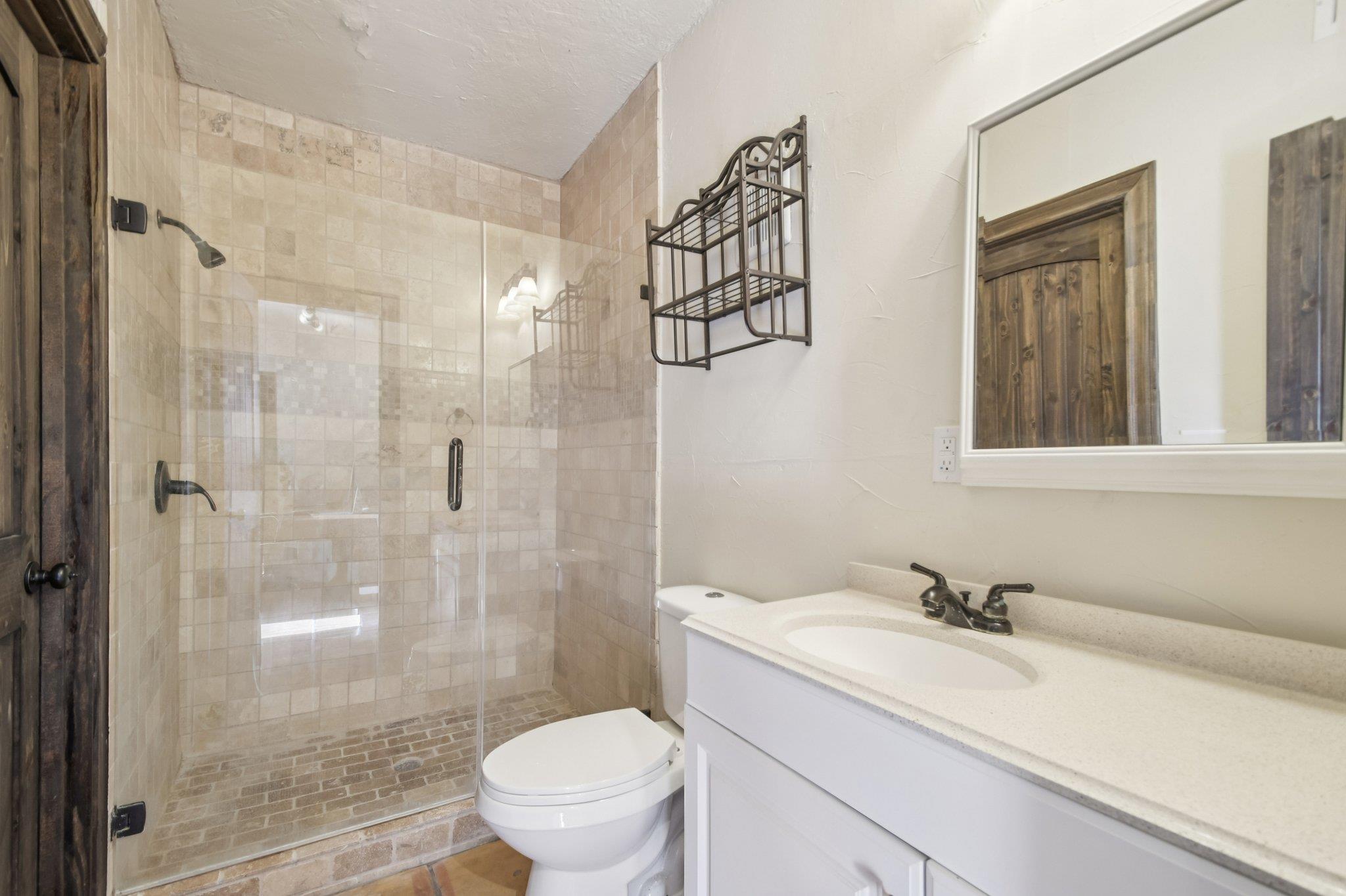 127 Bogie Dr, San Marcos, TX 78666