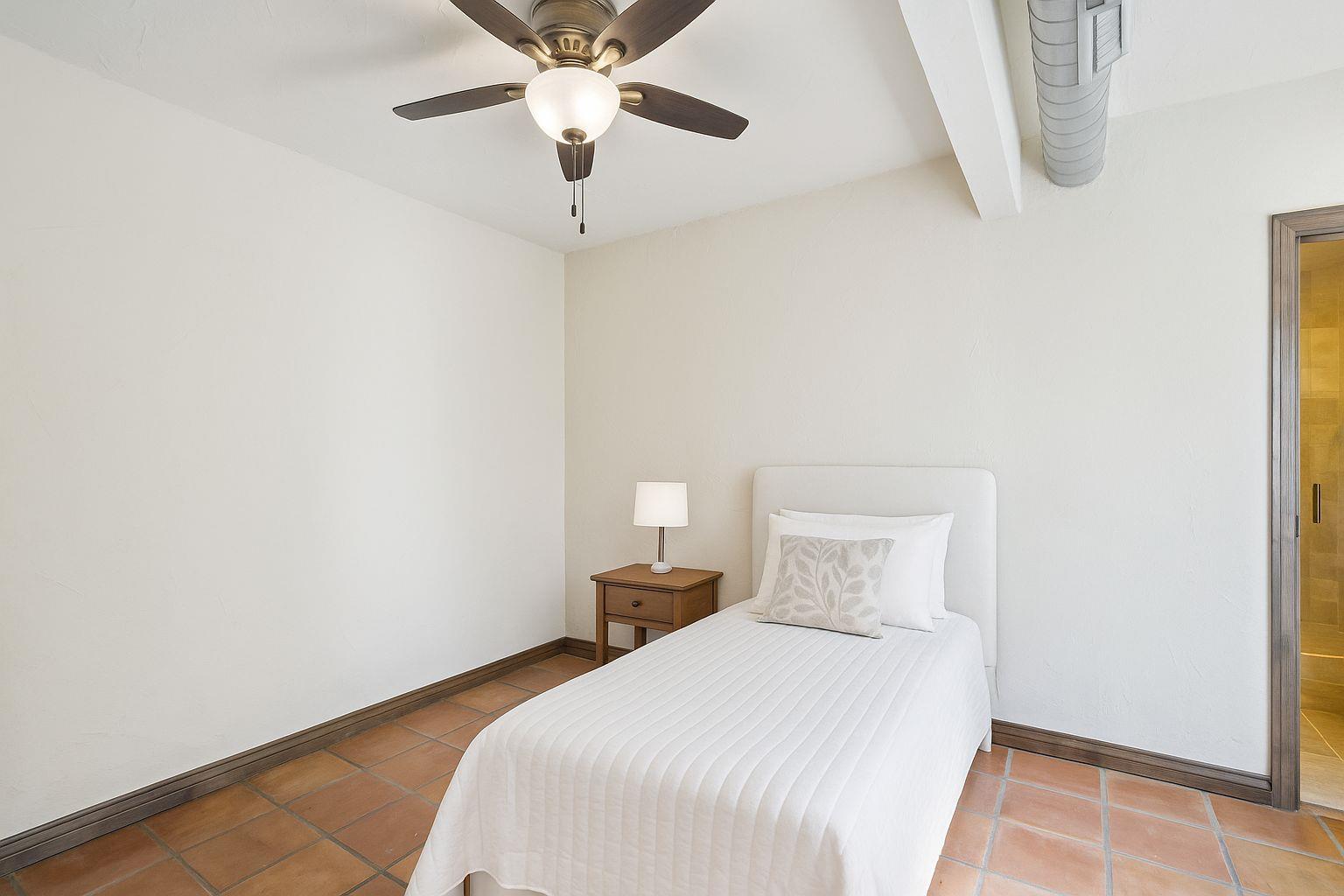 127 Bogie Dr, San Marcos, TX 78666