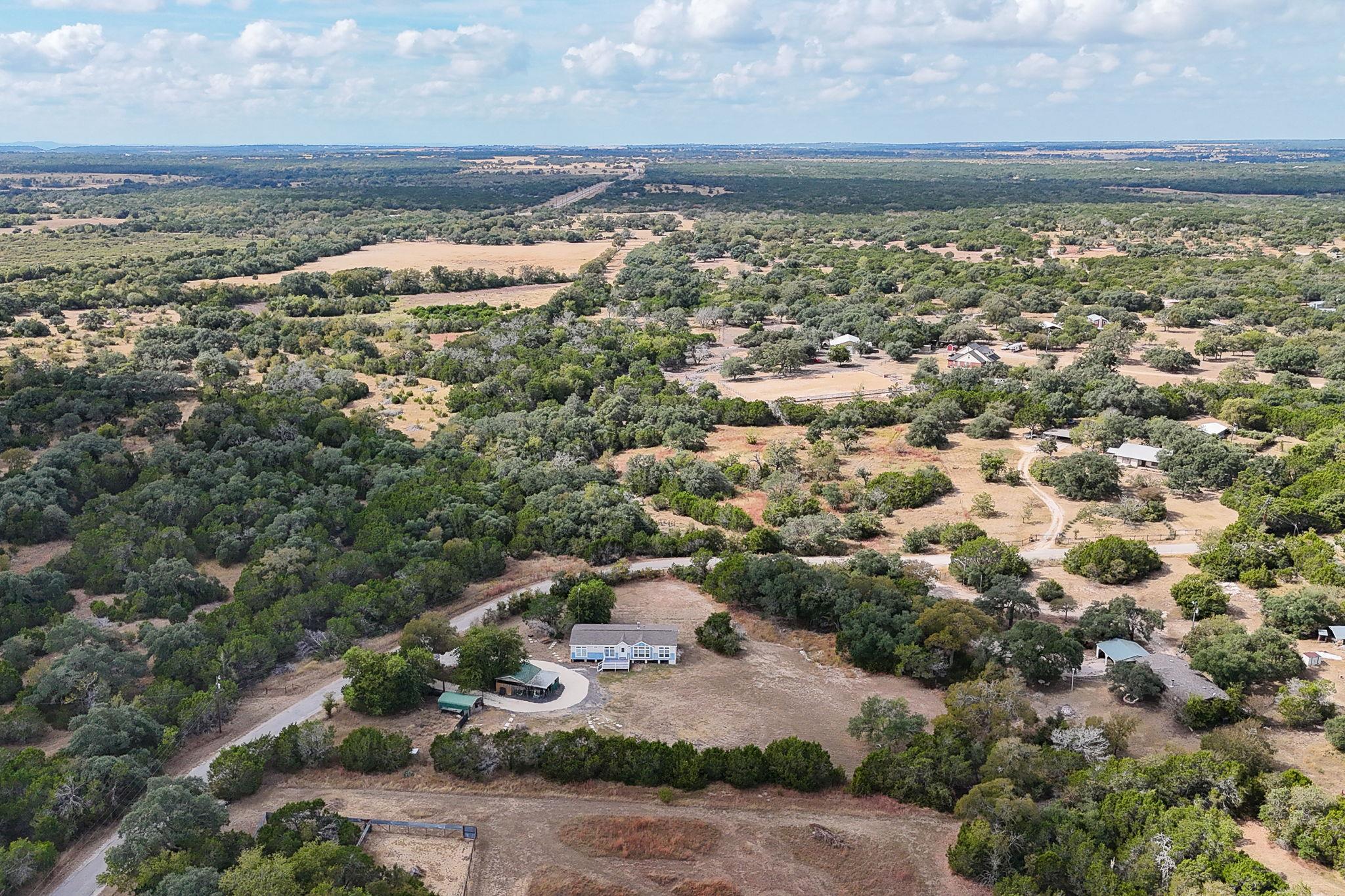 960 County Road 323A, Liberty Hill, TX 78634