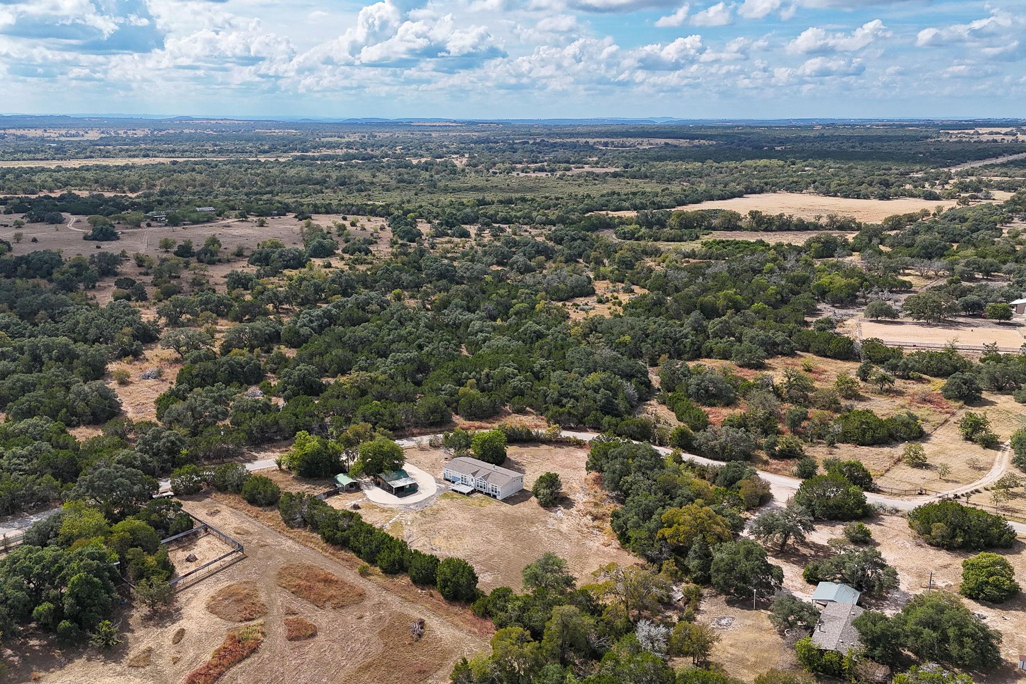 960 County Road 323A, Liberty Hill, TX 78634