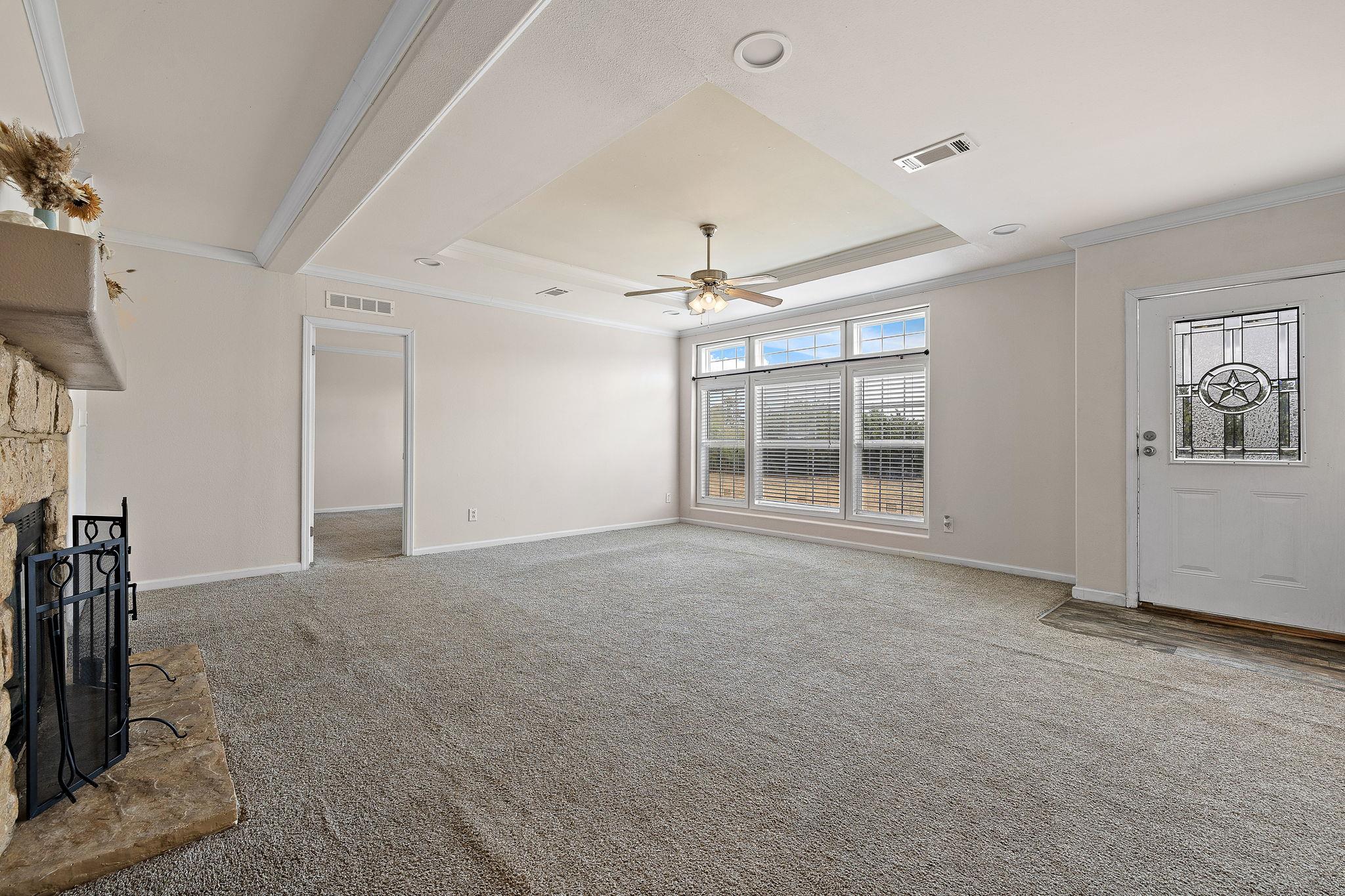 960 County Road 323A, Liberty Hill, TX 78634