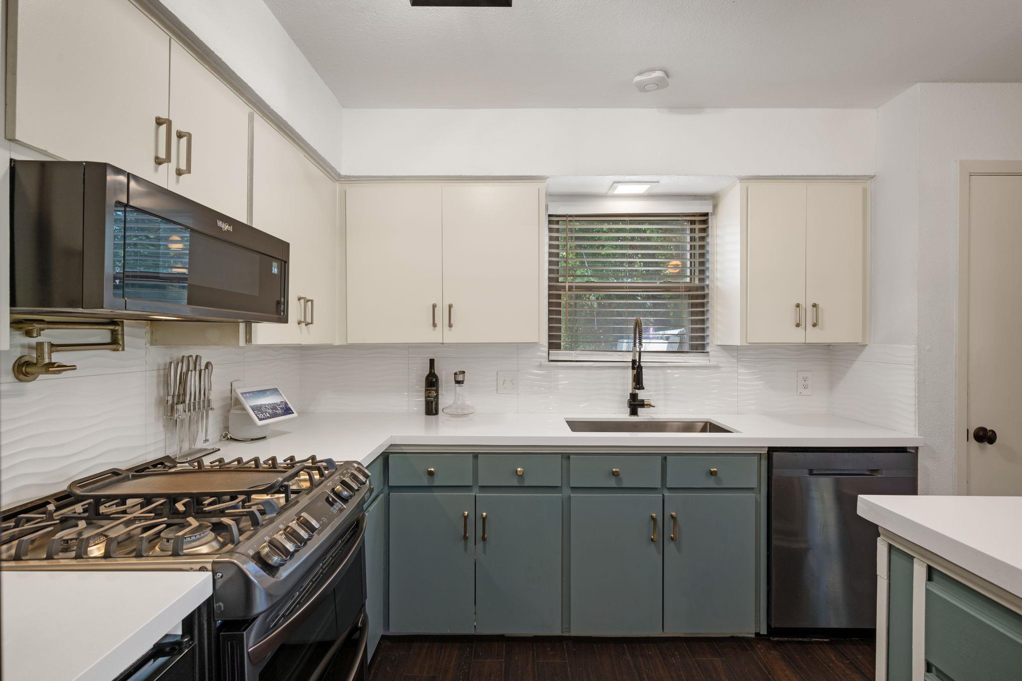 13008 Irongate Cir, Austin, TX 78727