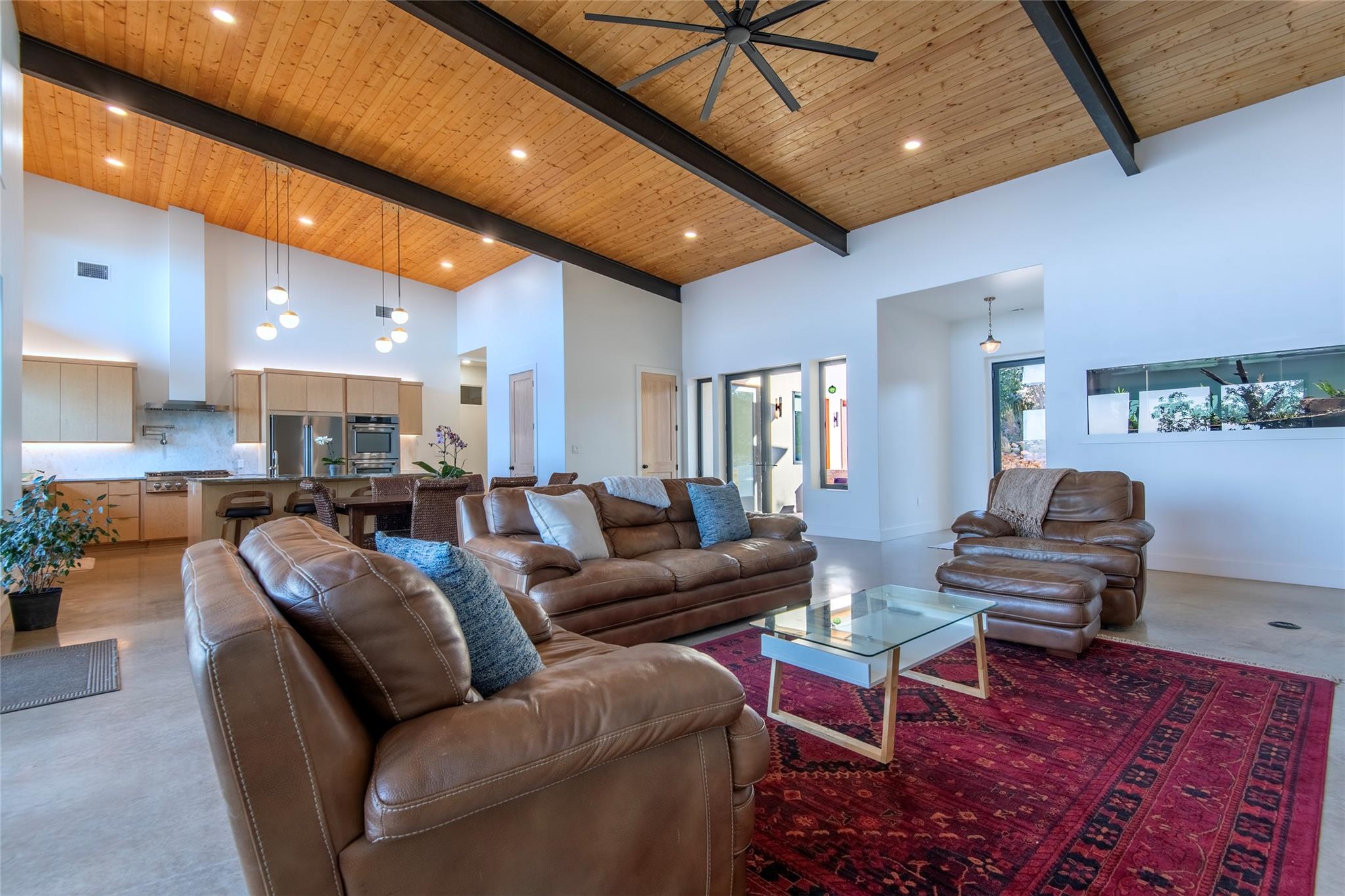 247 Peninsula Dr, Burnet, TX 78611