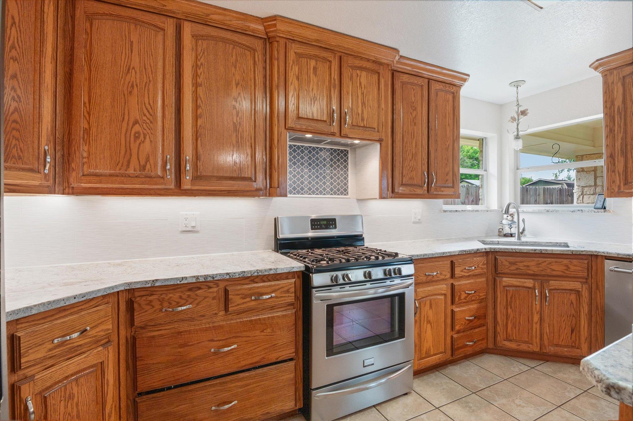 108 Chelsea Cir, Salado, TX 76571