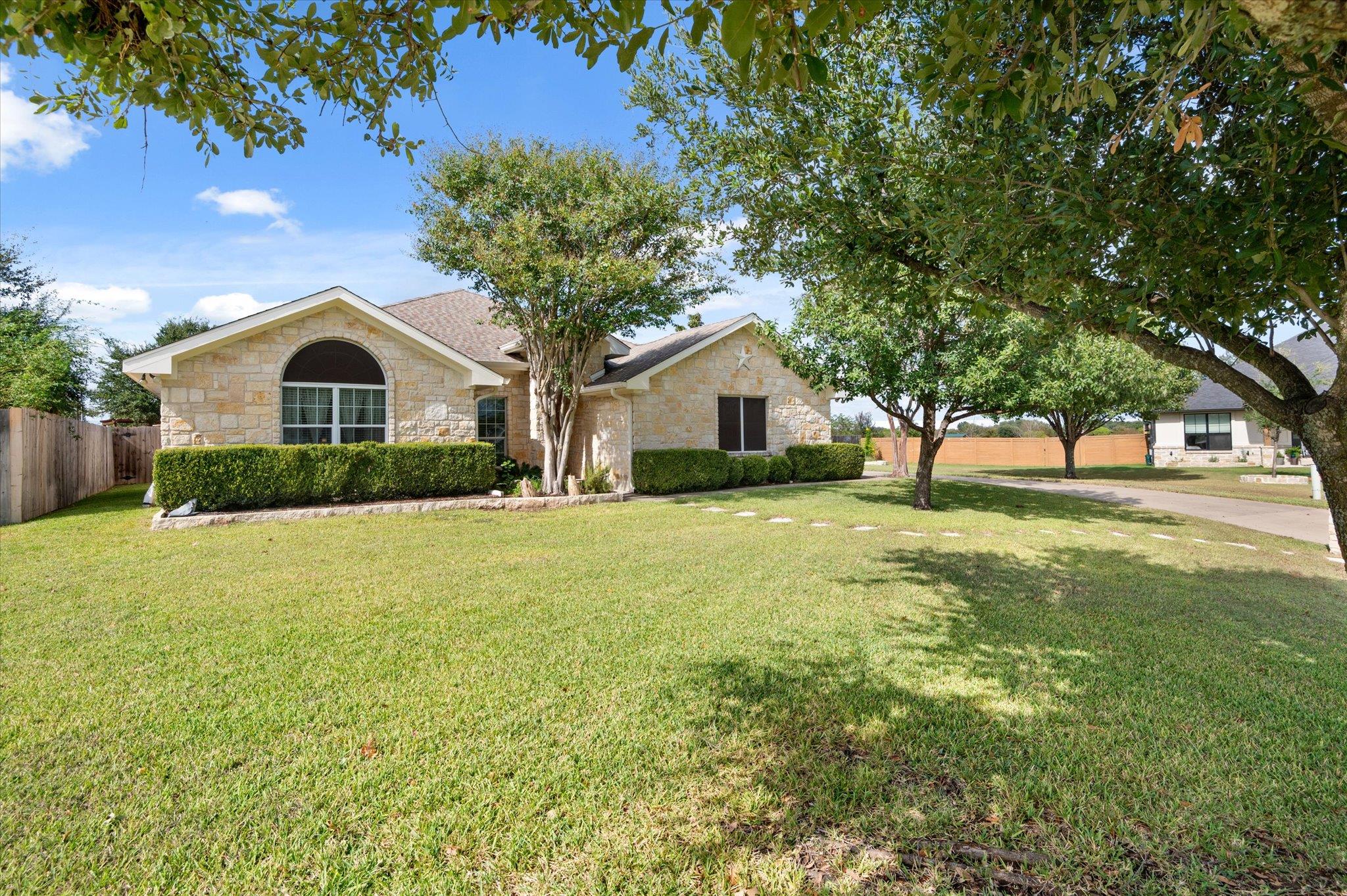 108 Chelsea Cir, Salado, TX 76571