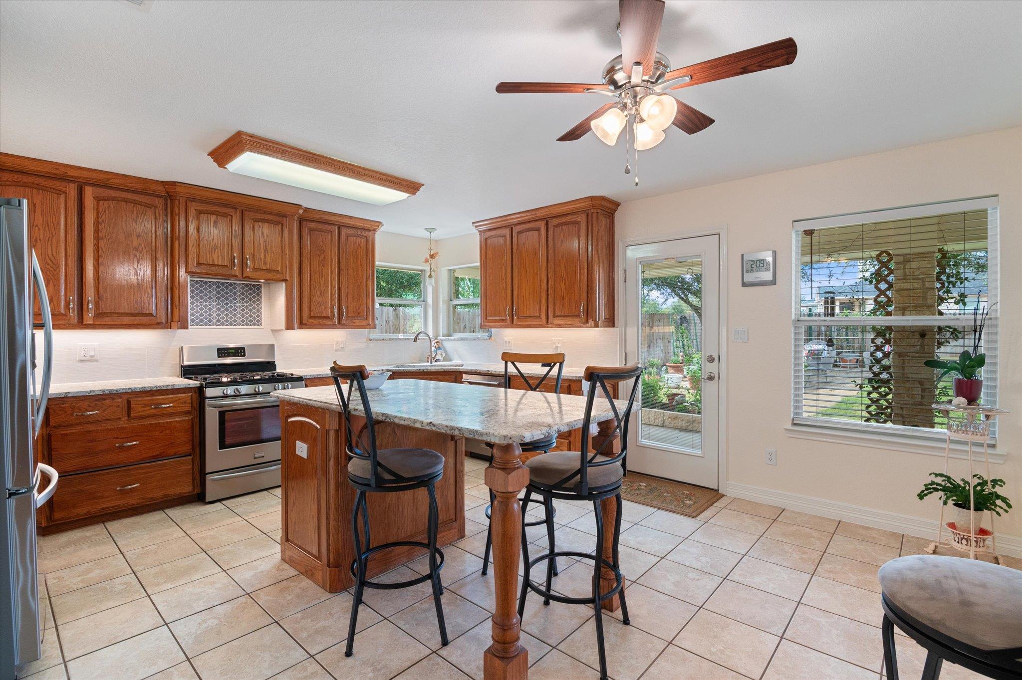 108 Chelsea Cir, Salado, TX 76571