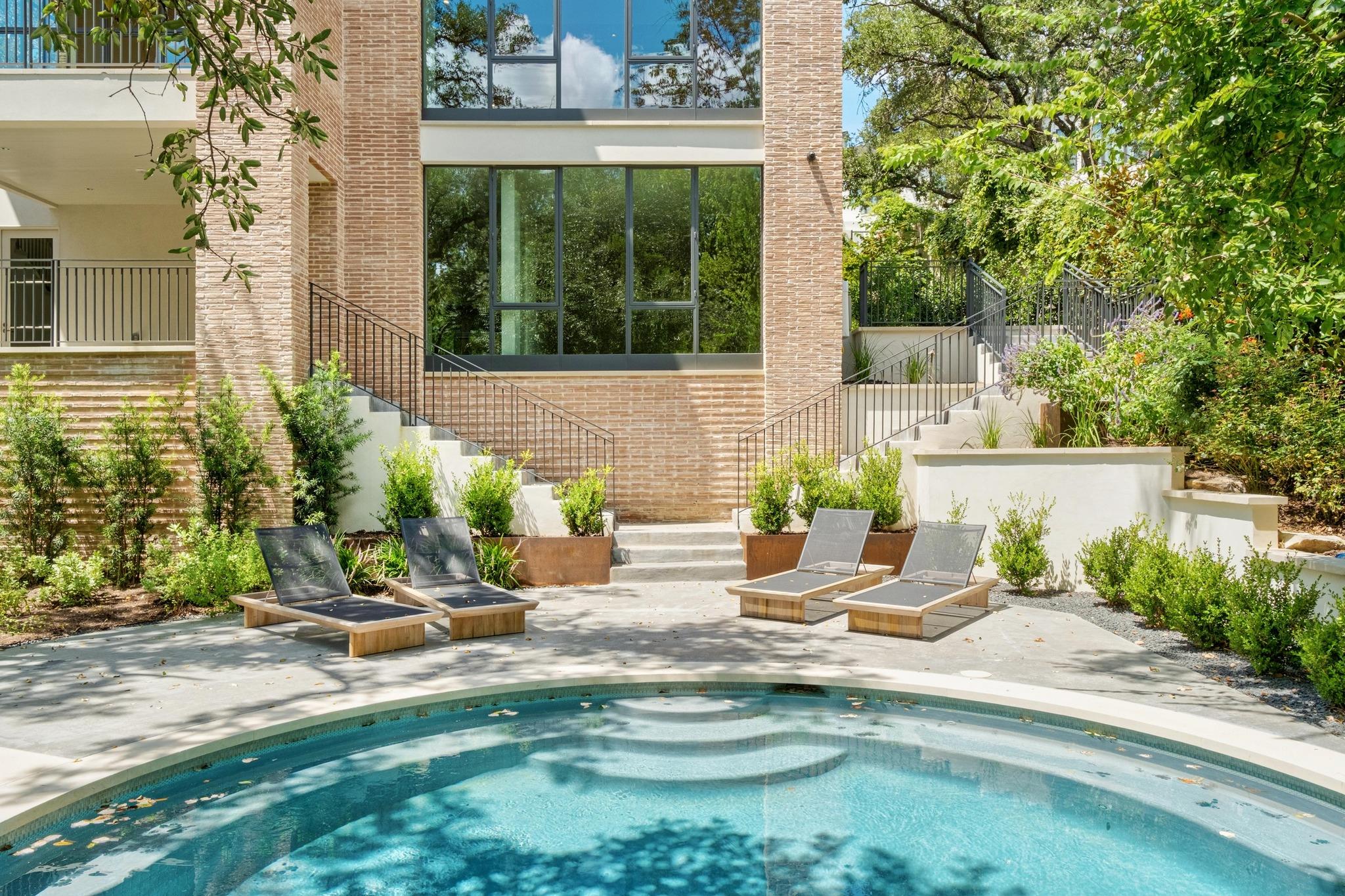 4500 River Wood Ct, Austin, TX 78731