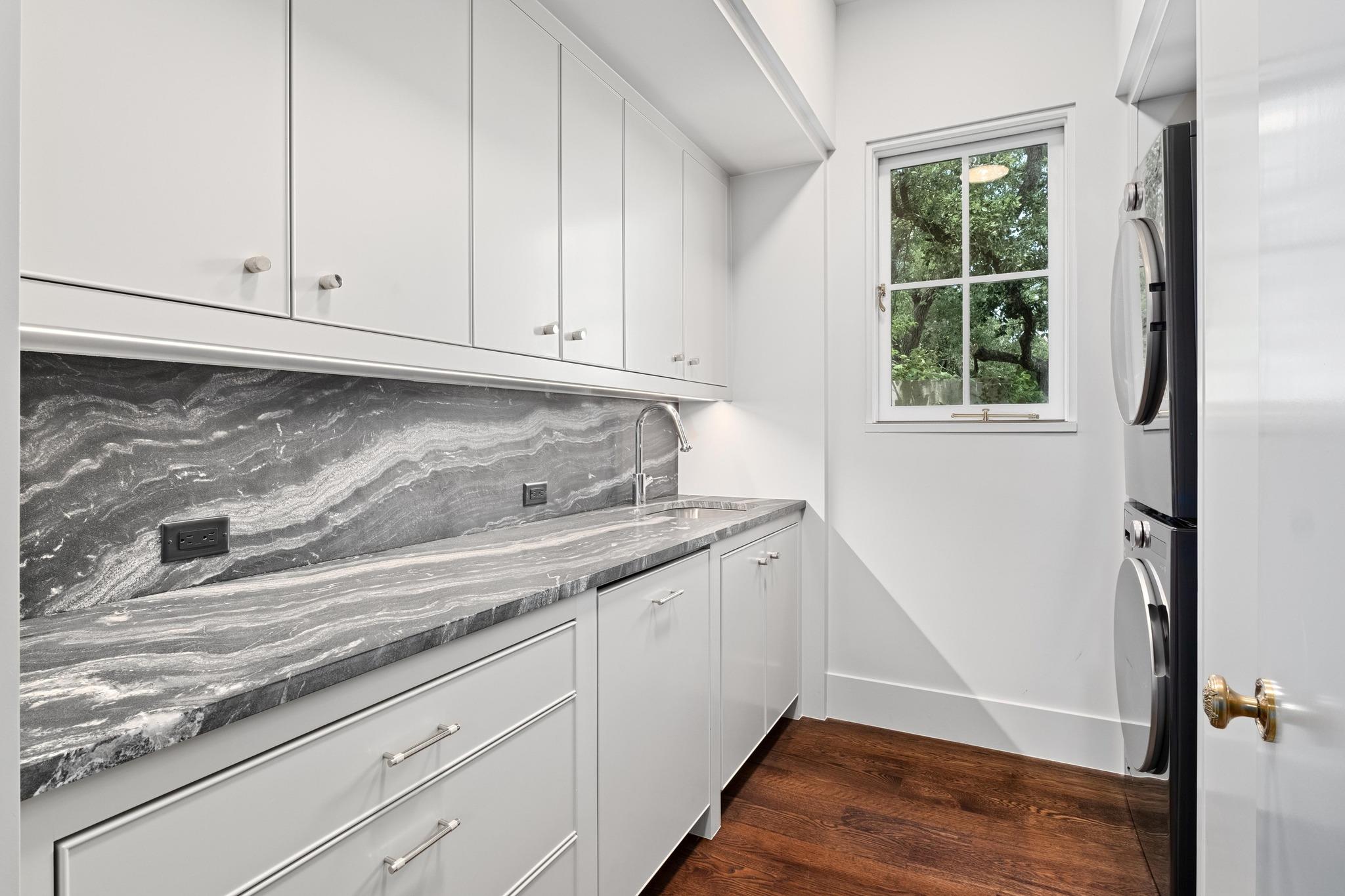 4500 River Wood Ct, Austin, TX 78731