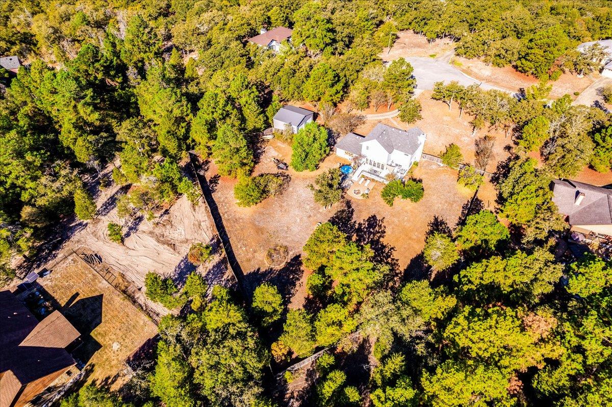 171 N Pin Oak Xing, Elgin, TX 78621