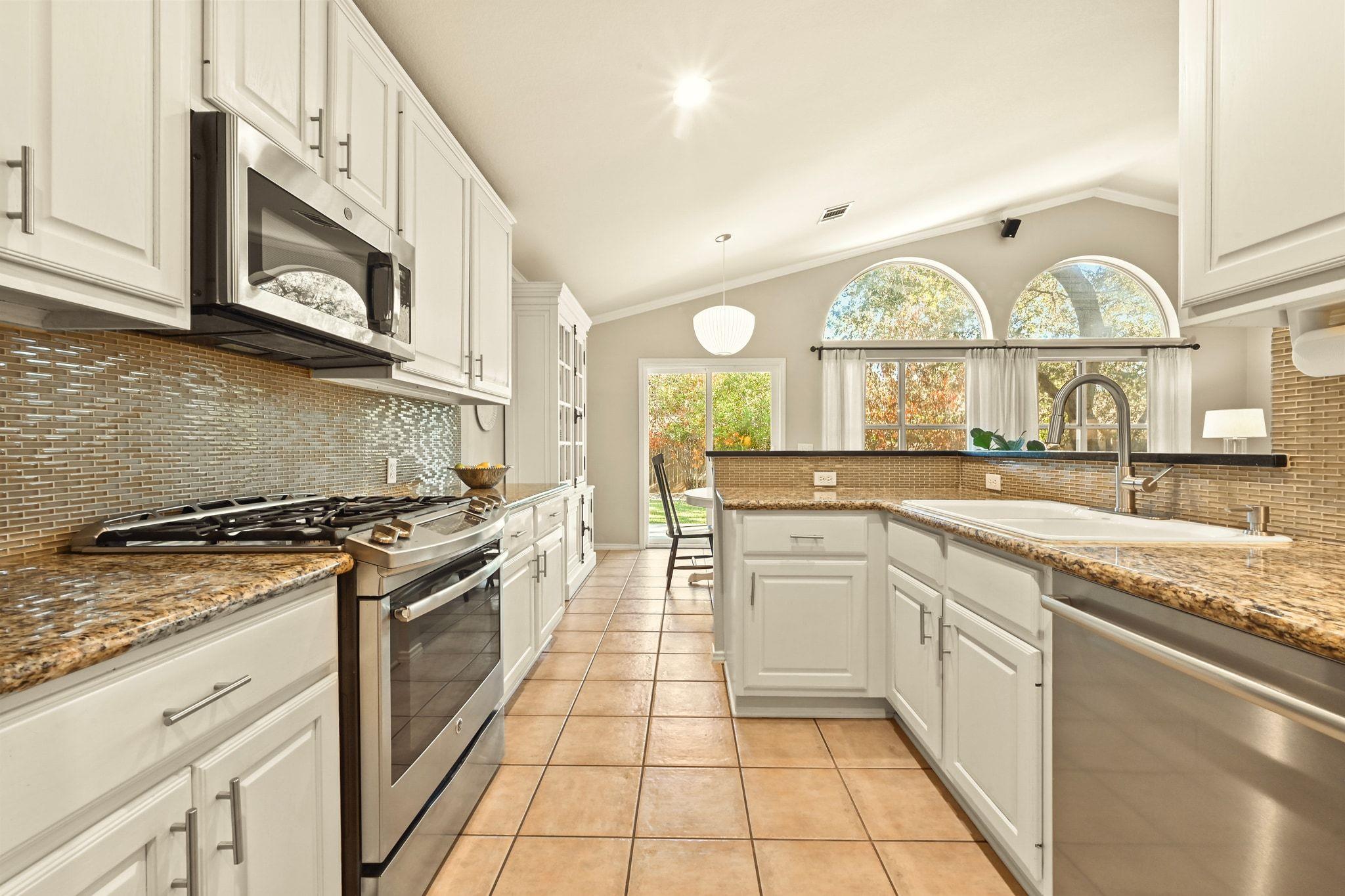 5400 Painted Shield Dr, Austin, TX 78735