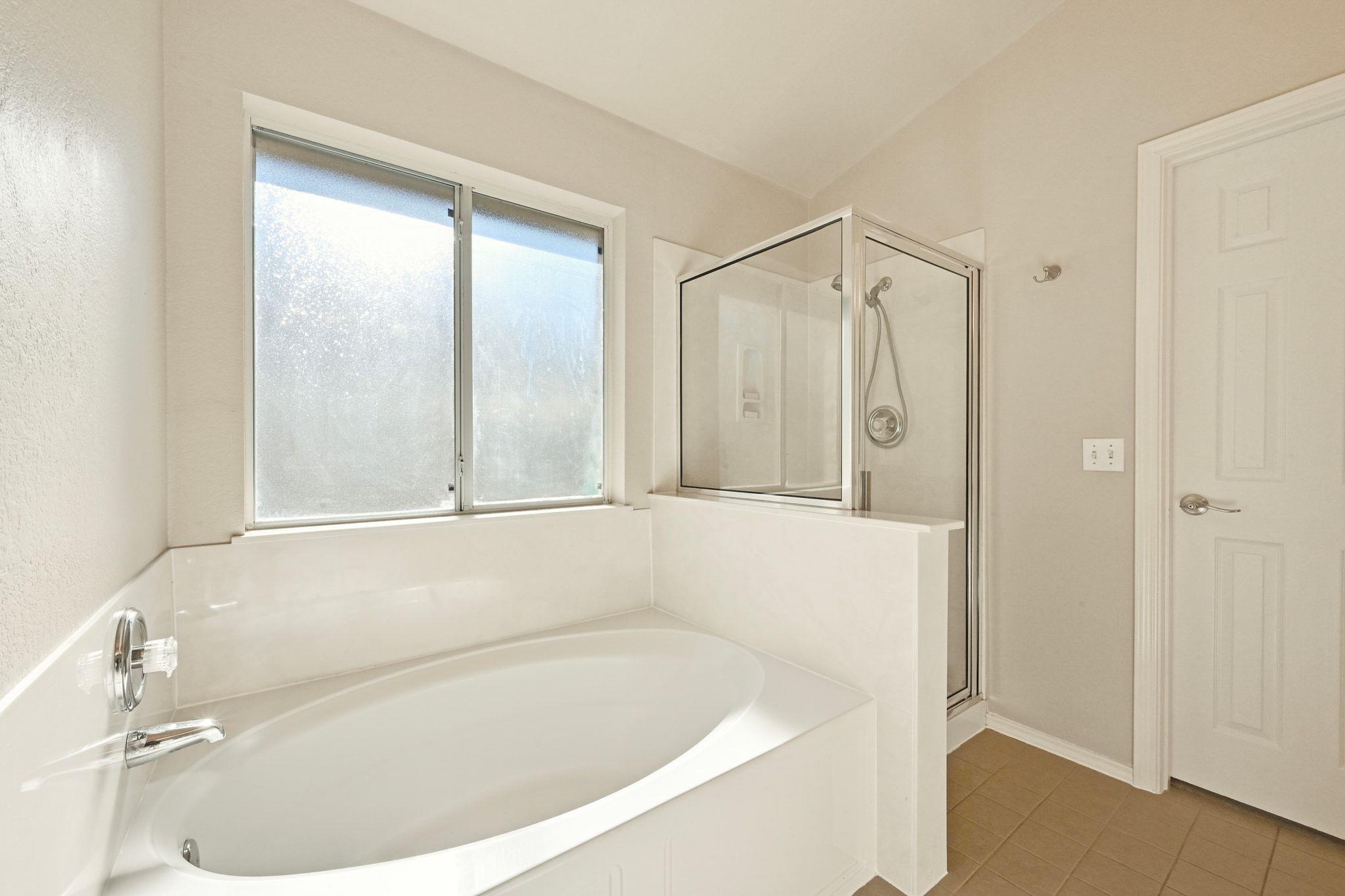 5400 Painted Shield Dr, Austin, TX 78735