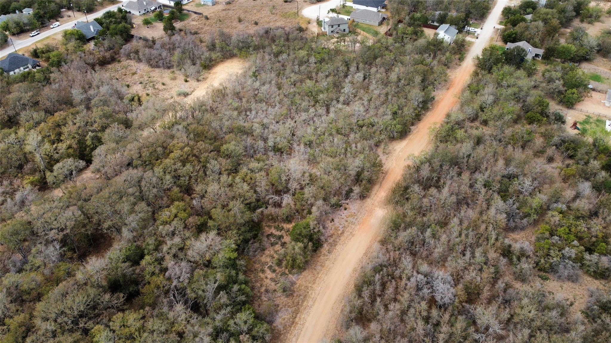 211 Mokulua Ln, Bastrop, TX 78602