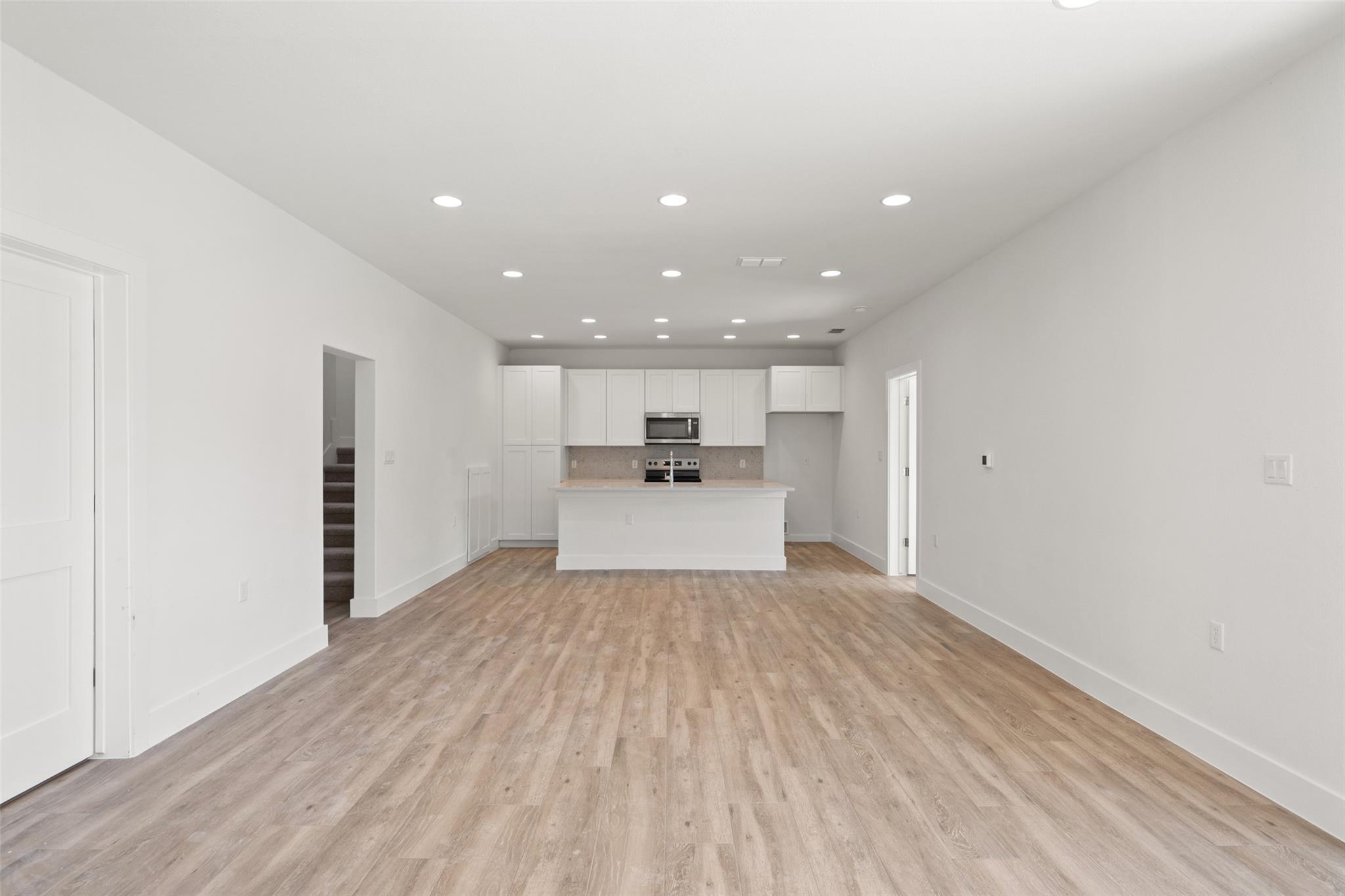 711 N Paleface Ranch Rd # 3, Spicewood, TX 78669