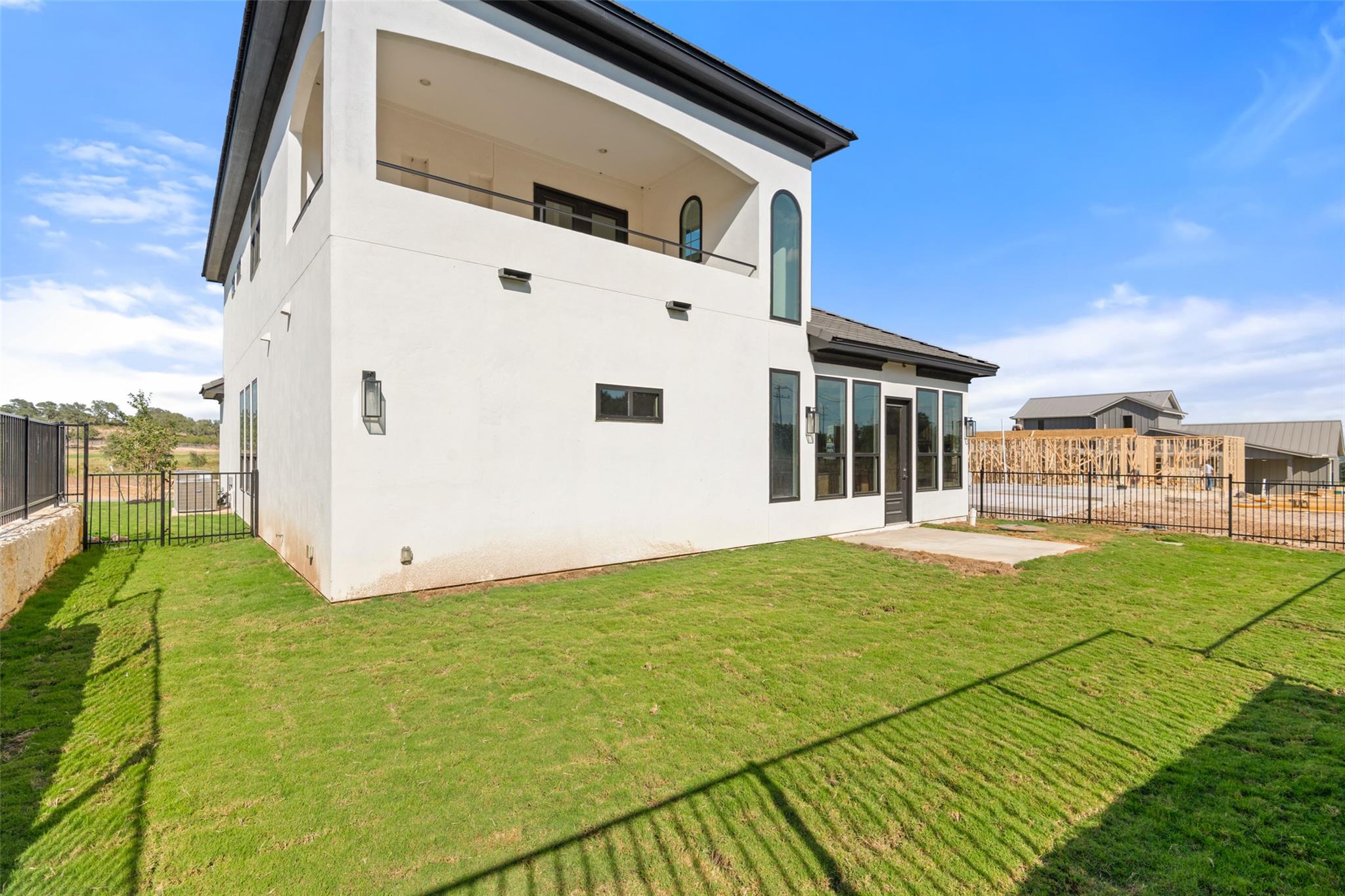 711 N Paleface Ranch Rd # 6, Spicewood, TX 78669