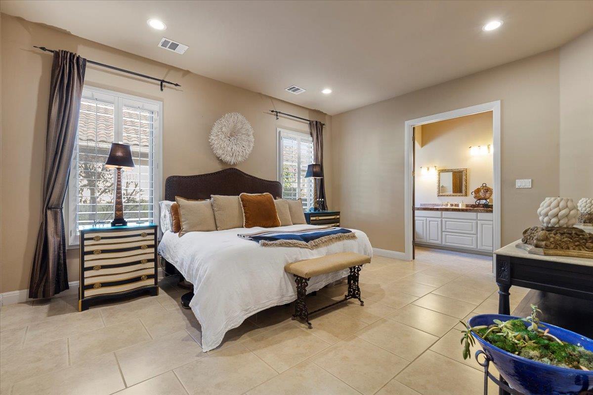 19 San Savio Ct, Austin, TX 78738