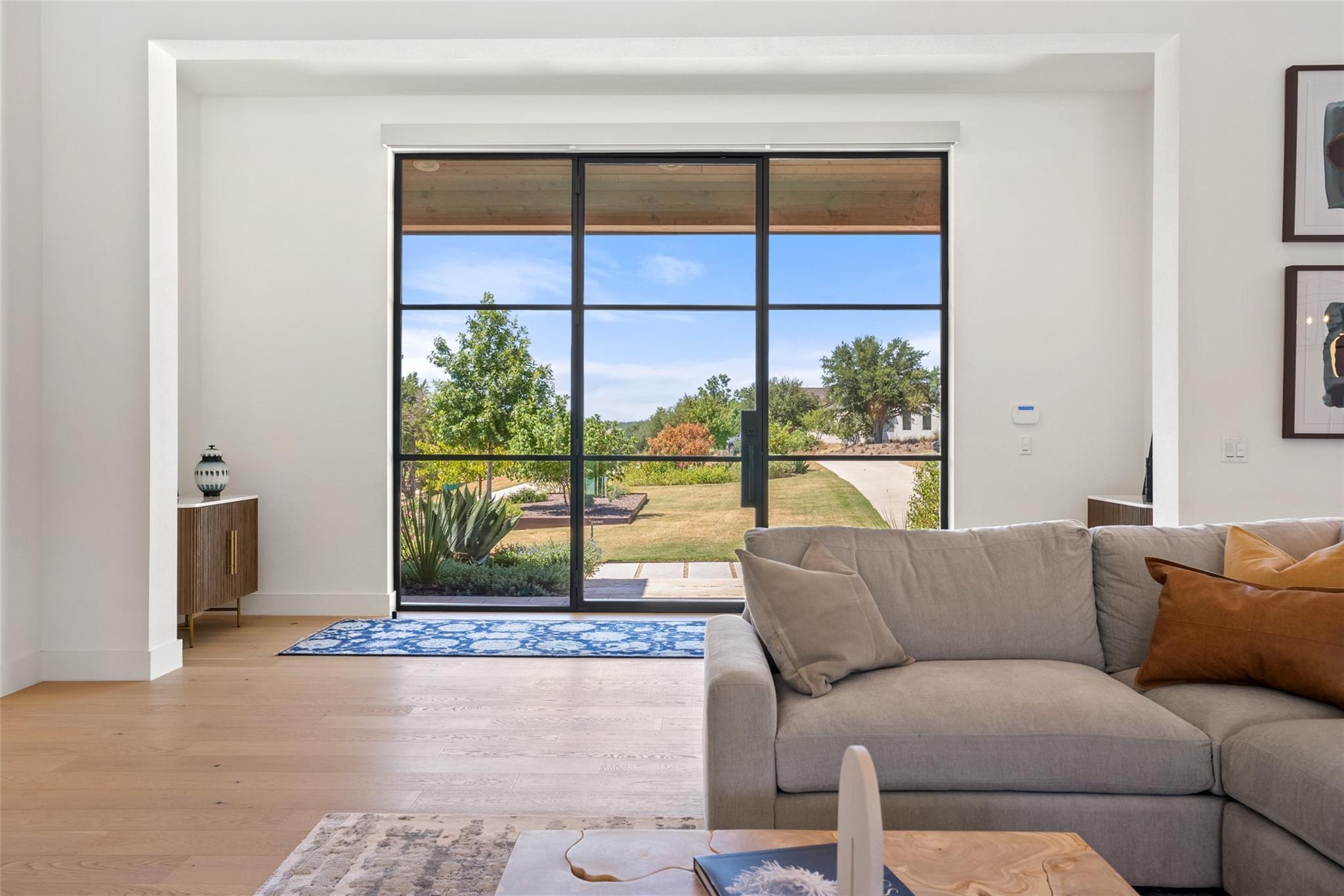 15236 Grumbles Ln, Austin, TX 78738