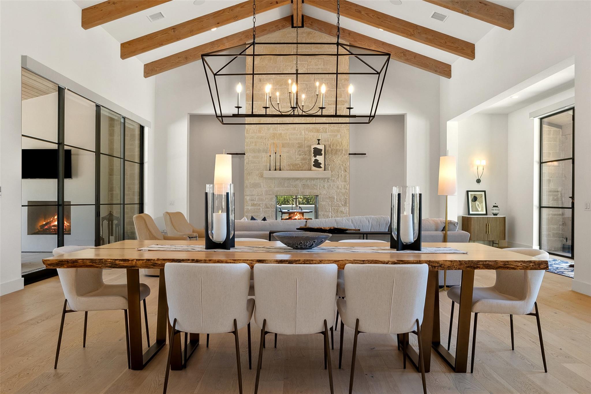 15236 Grumbles Ln, Austin, TX 78738