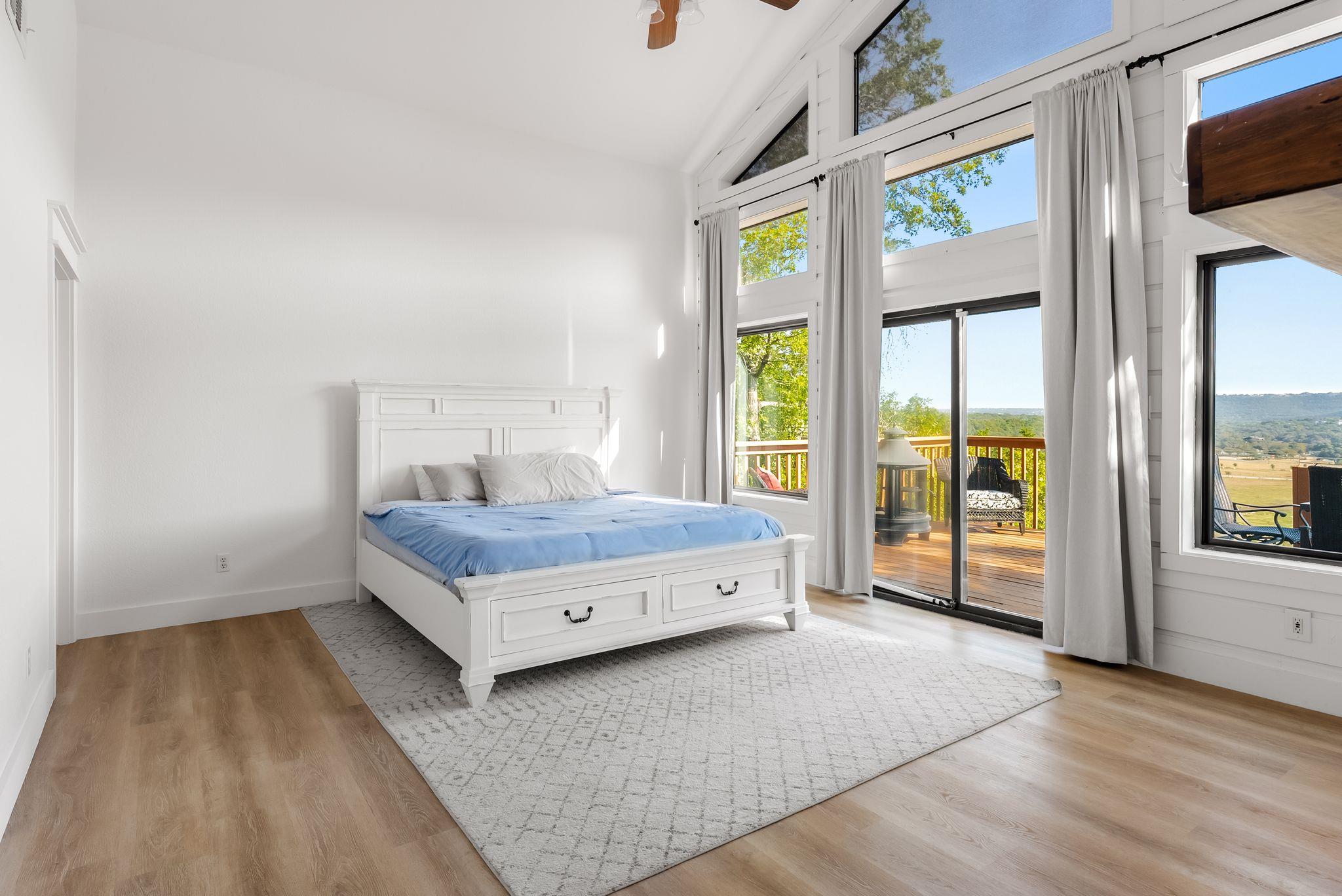 18300 West Rim Dr, Jonestown, TX 78645