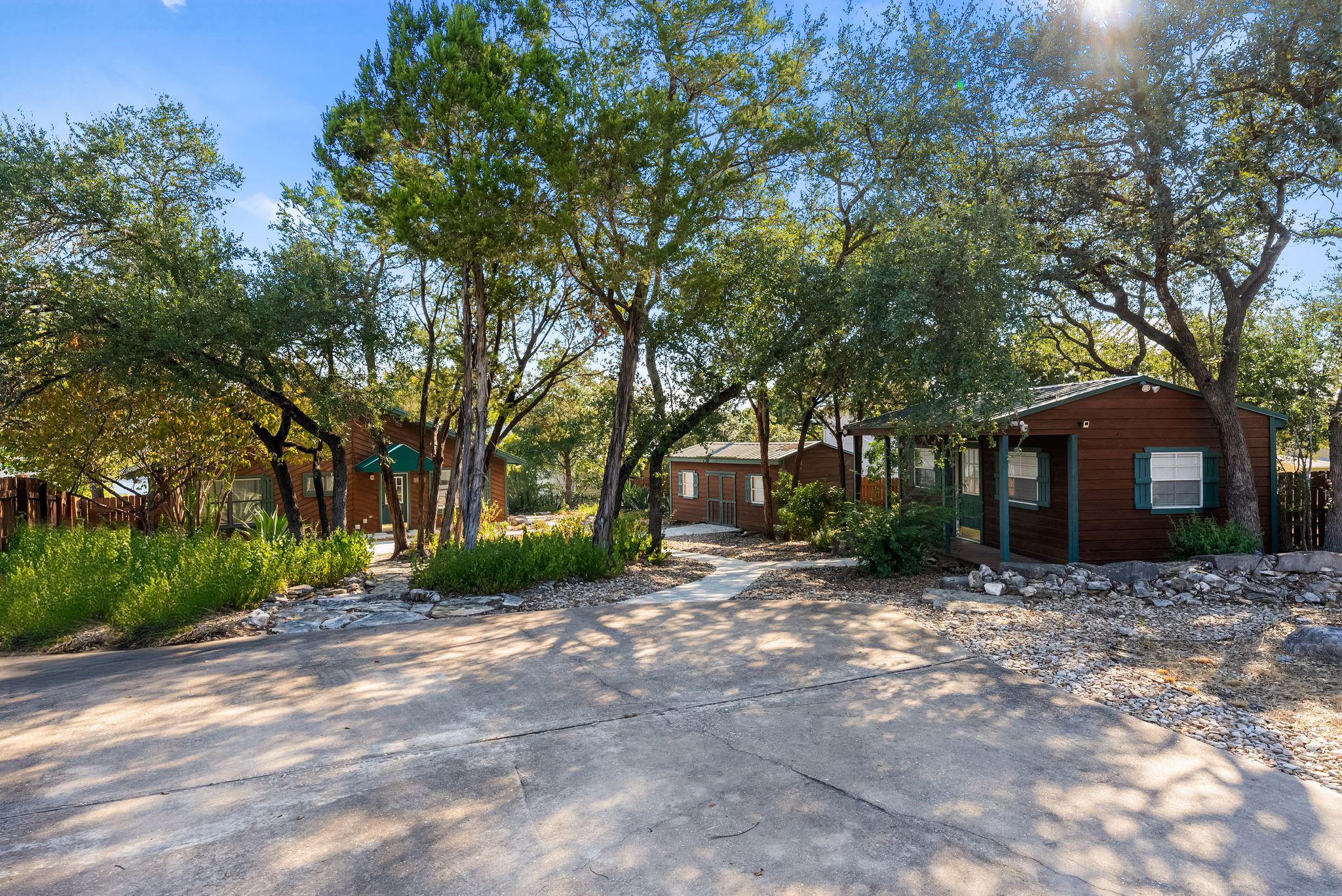 18300 West Rim Dr, Jonestown, TX 78645