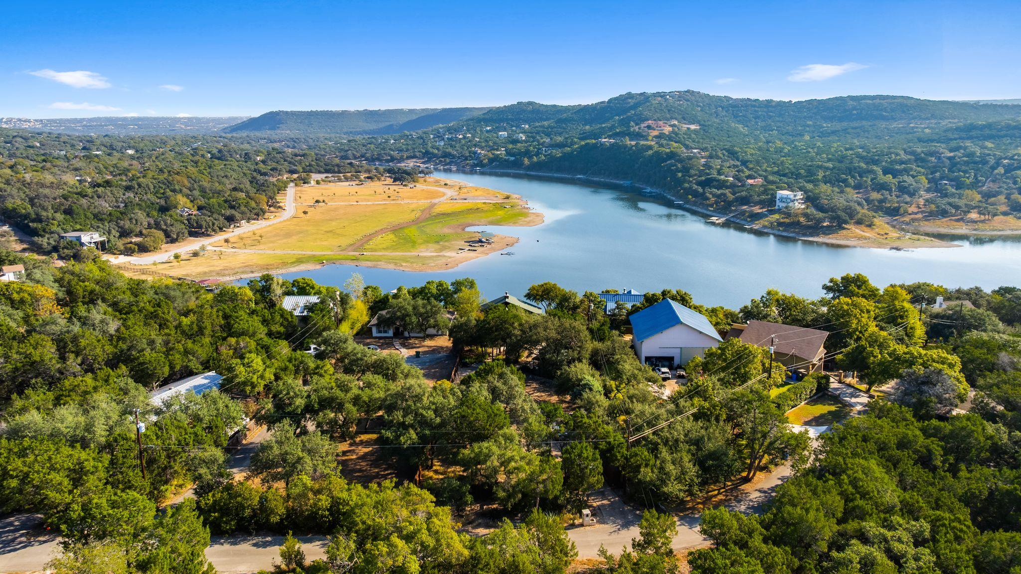 18300 West Rim Dr, Jonestown, TX 78645