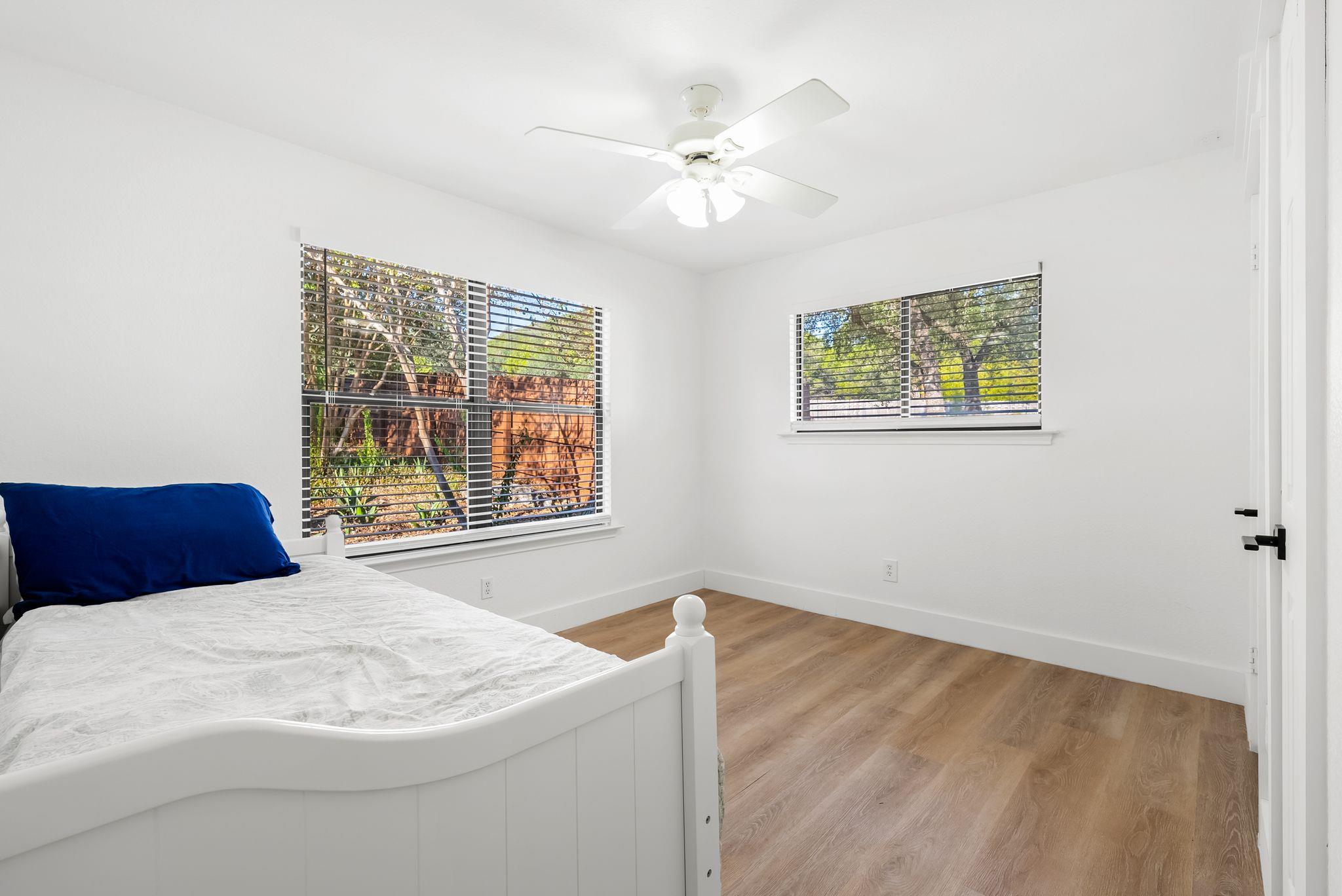 18300 West Rim Dr, Jonestown, TX 78645