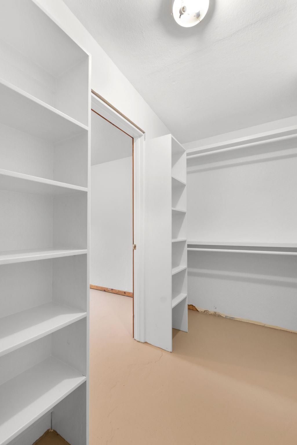 201 Acorn St, Burnet, TX 78611