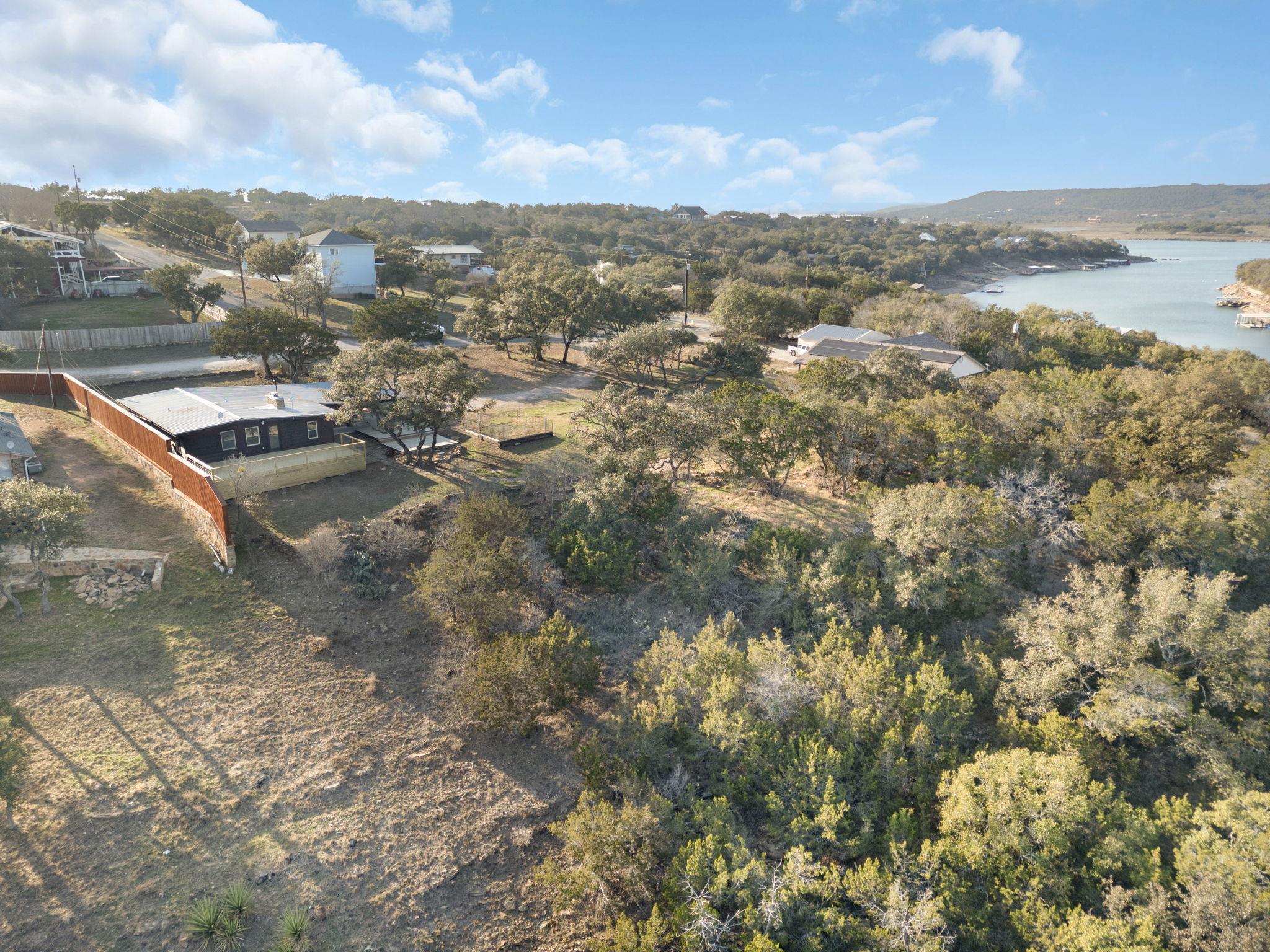 201 Acorn St, Burnet, TX 78611