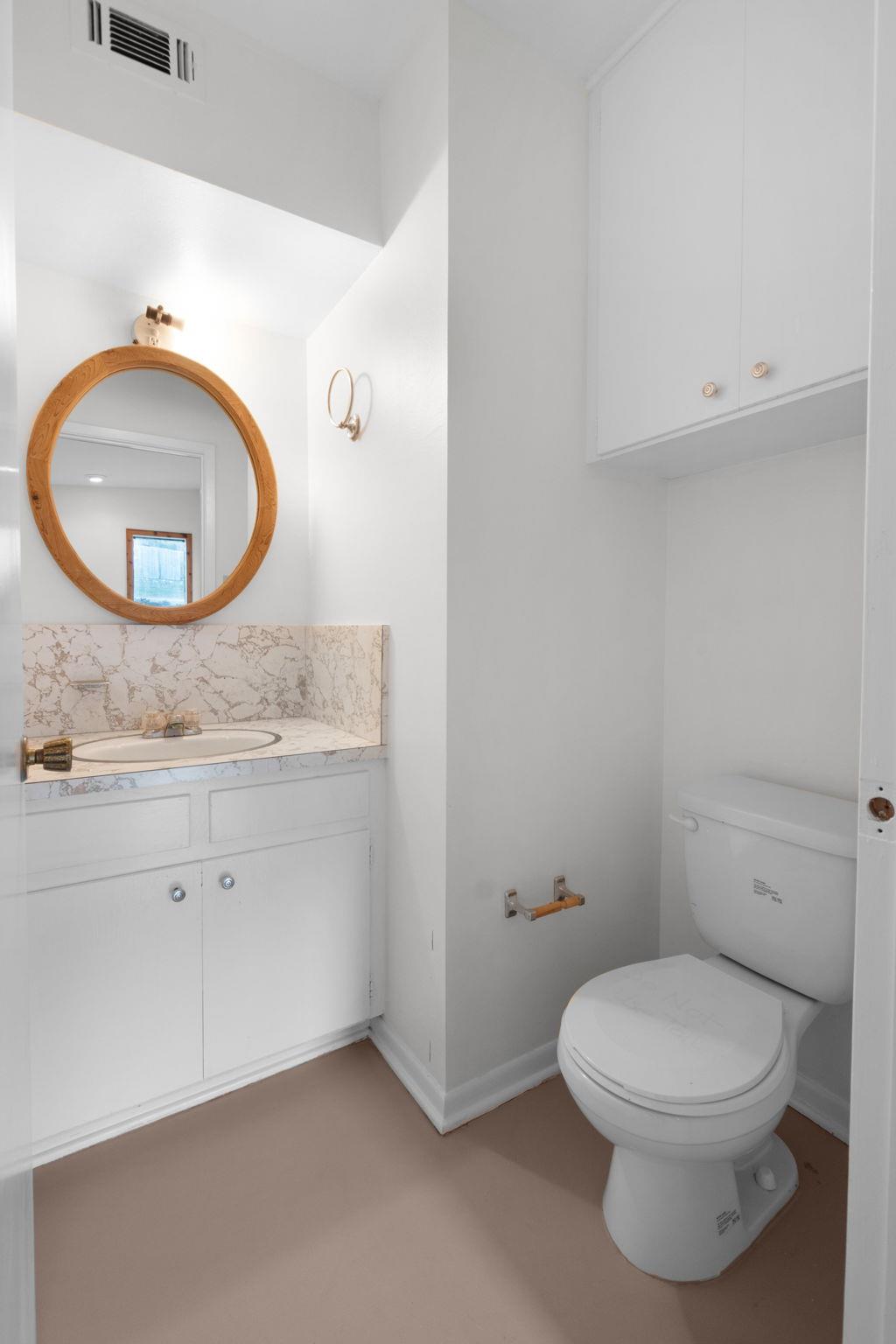 201 Acorn St, Burnet, TX 78611