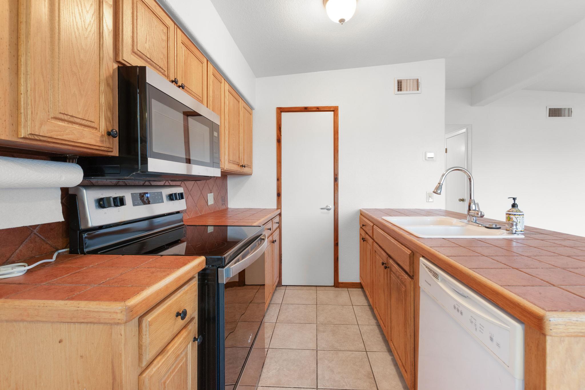 201 Acorn St, Burnet, TX 78611