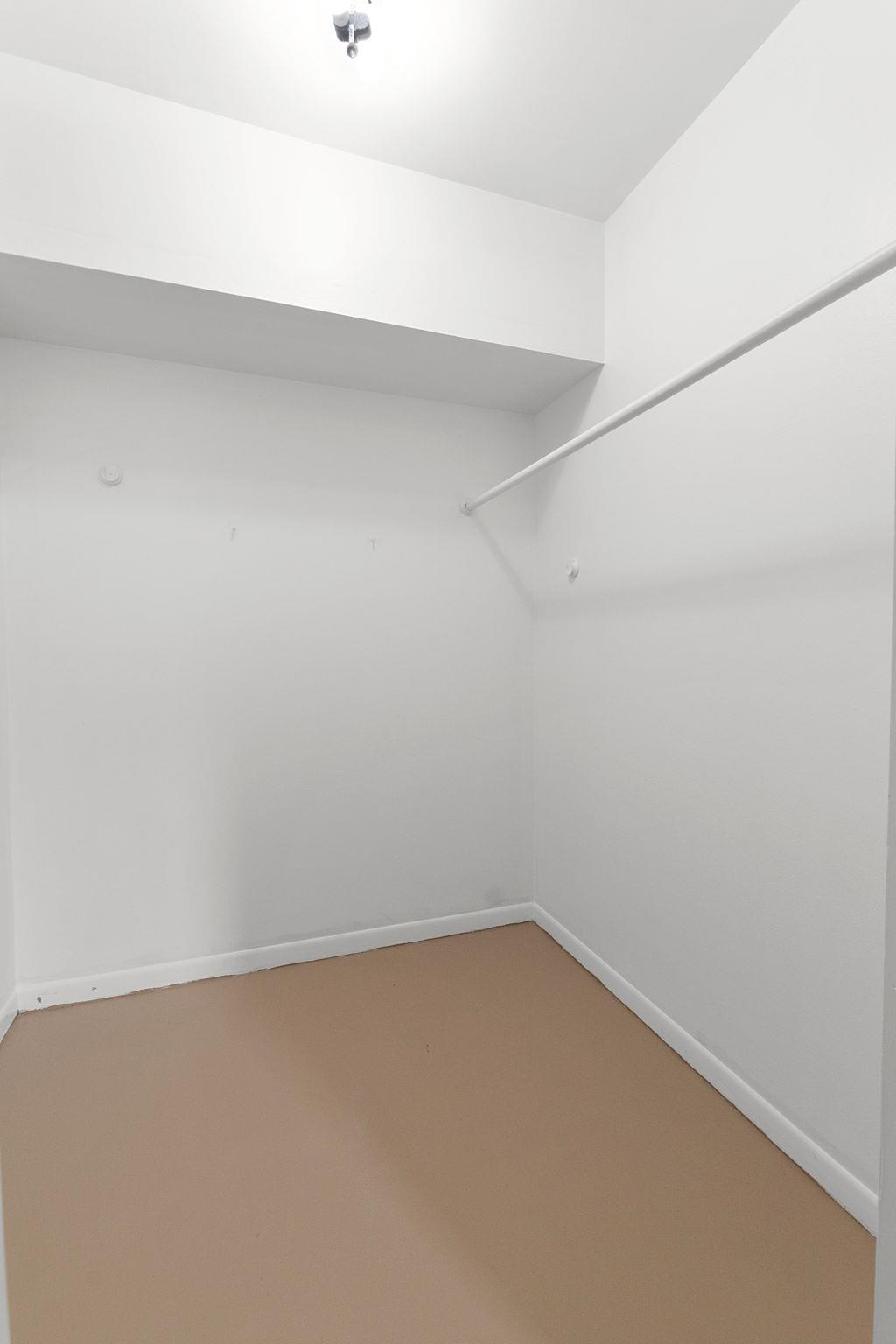 201 Acorn St, Burnet, TX 78611