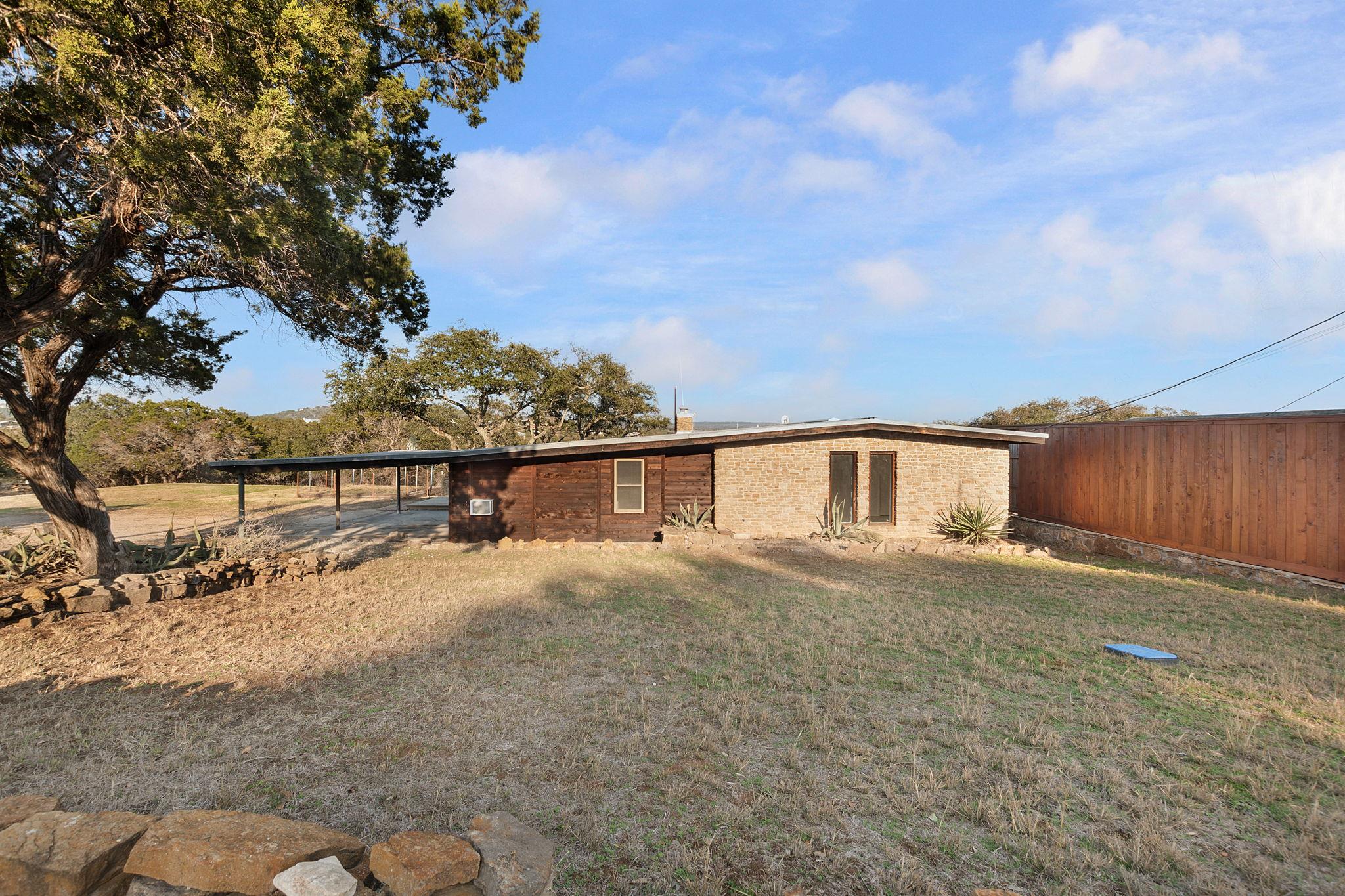 201 Acorn St, Burnet, TX 78611