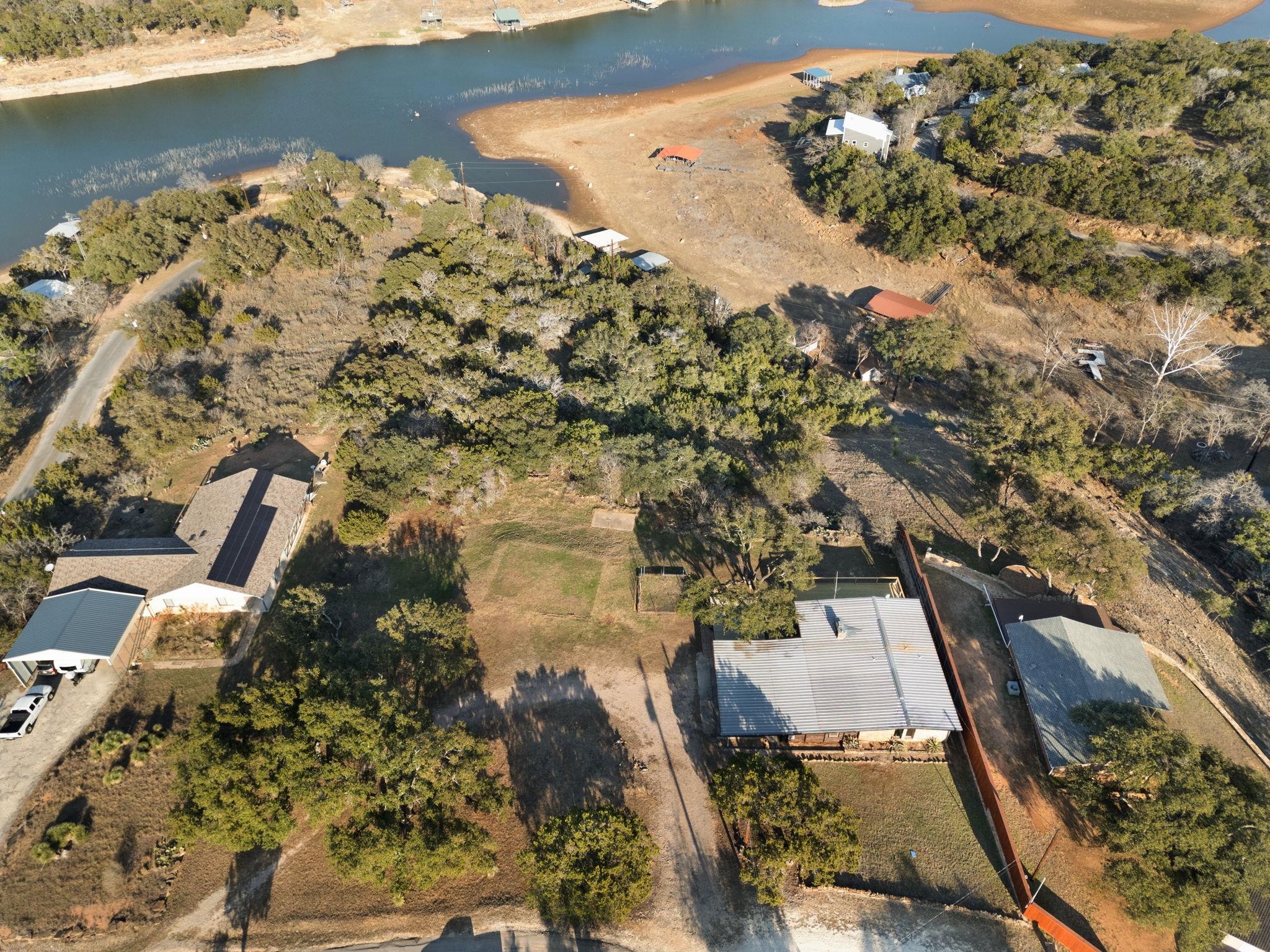 201 Acorn St, Burnet, TX 78611