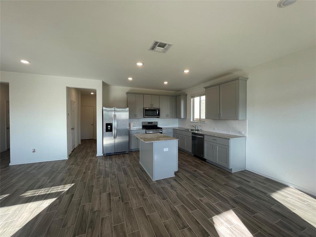 148 Bennington Dr, Liberty Hill, TX 78642