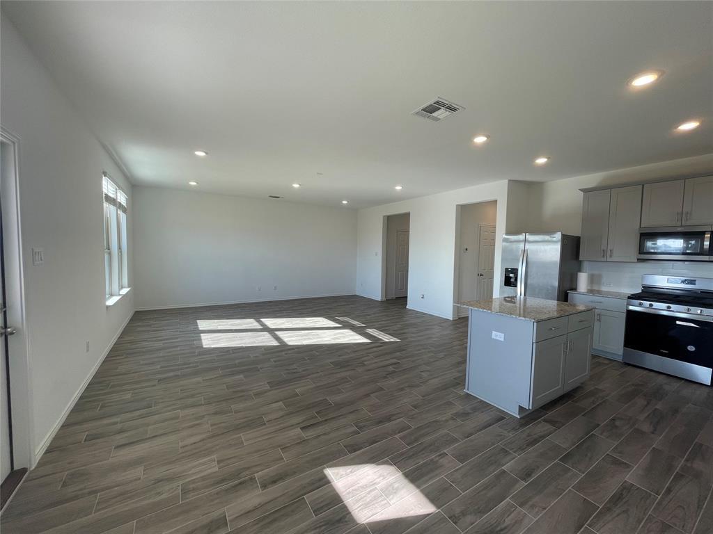 148 Bennington Dr, Liberty Hill, TX 78642