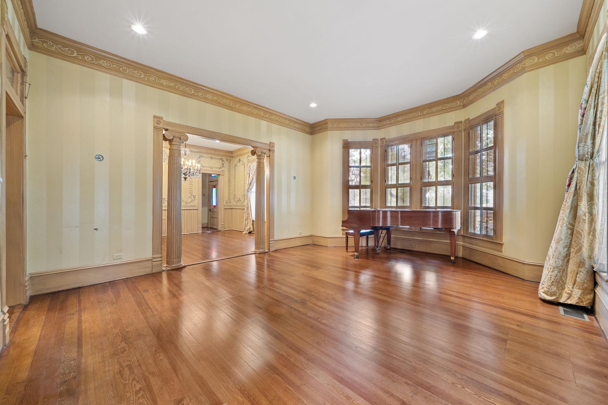 833 Belvin St, San Marcos, TX 78666