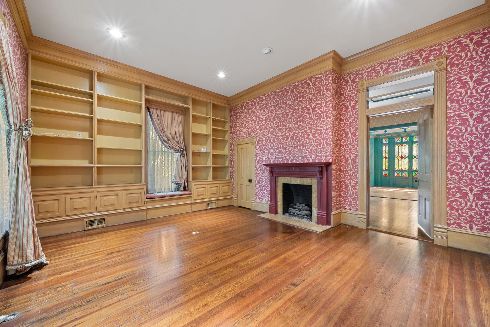 833 Belvin St, San Marcos, TX 78666