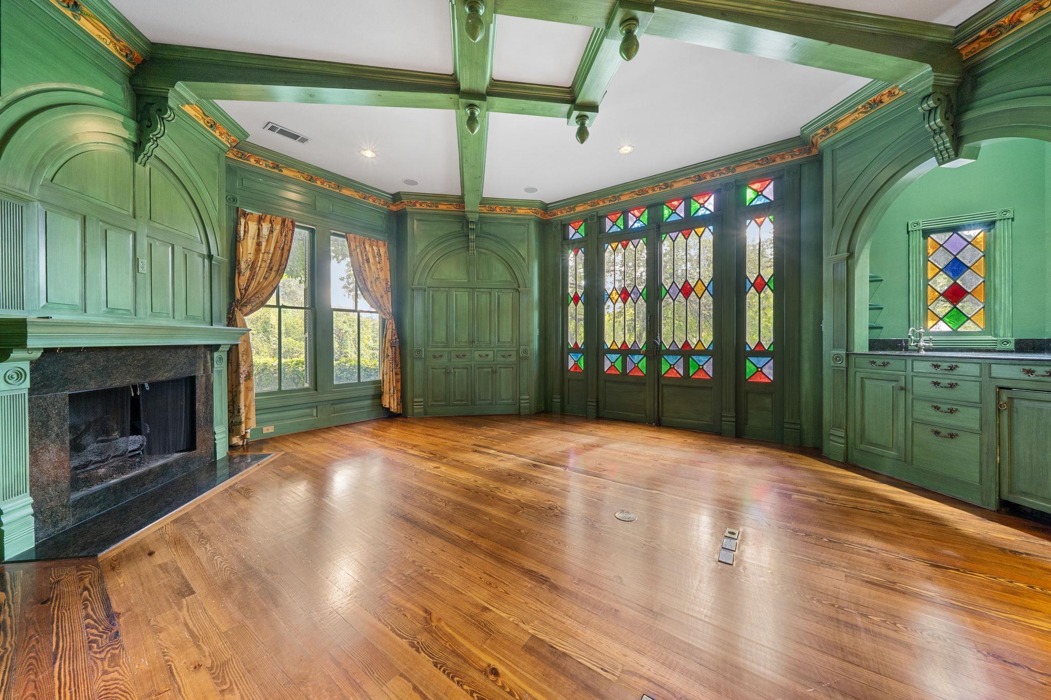 833 Belvin St, San Marcos, TX 78666