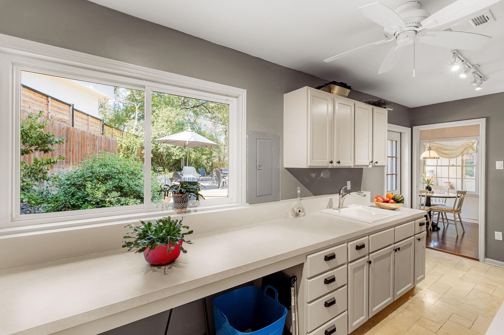 2700 Rockingham Dr, Austin, TX 78704