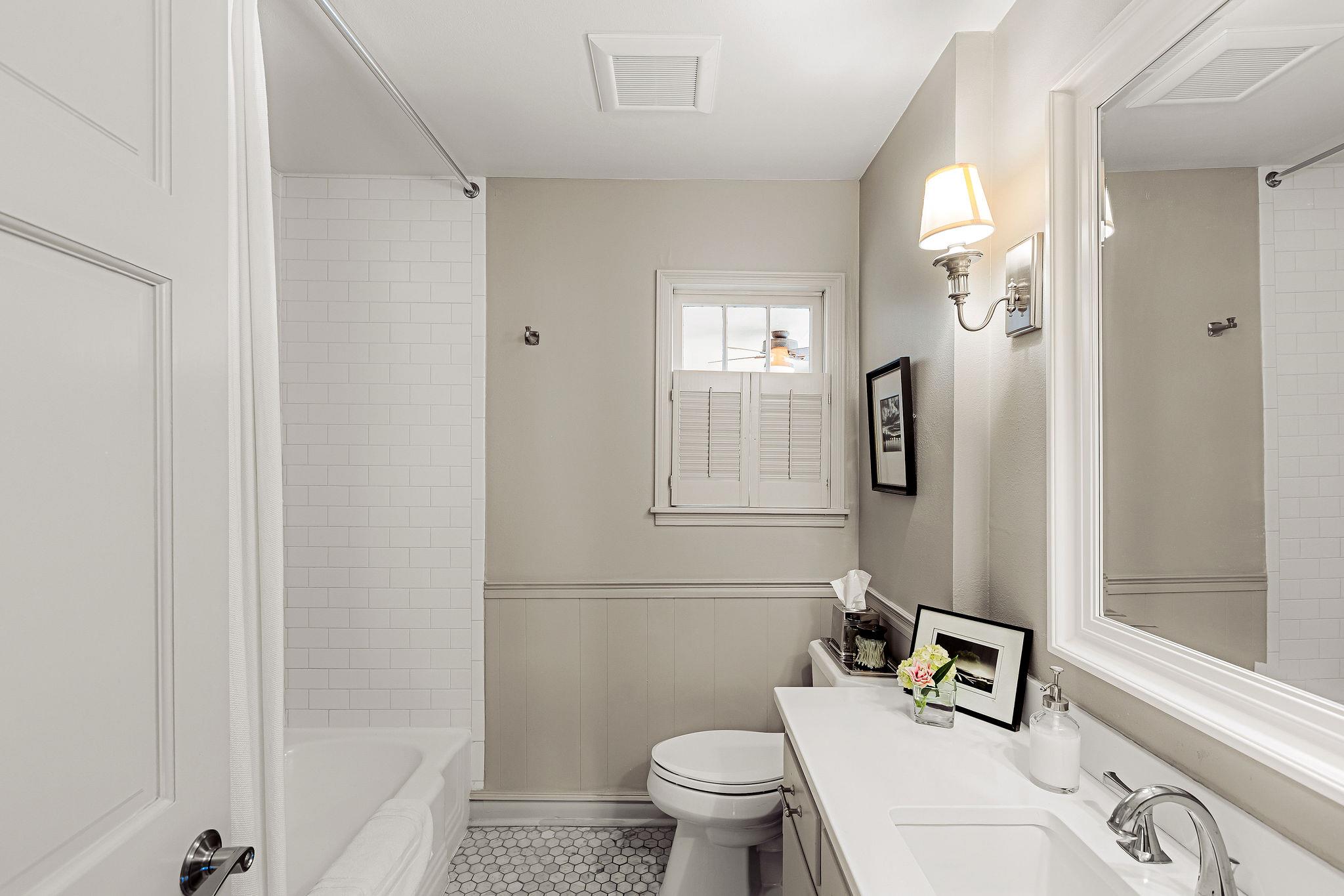 2700 Rockingham Dr, Austin, TX 78704